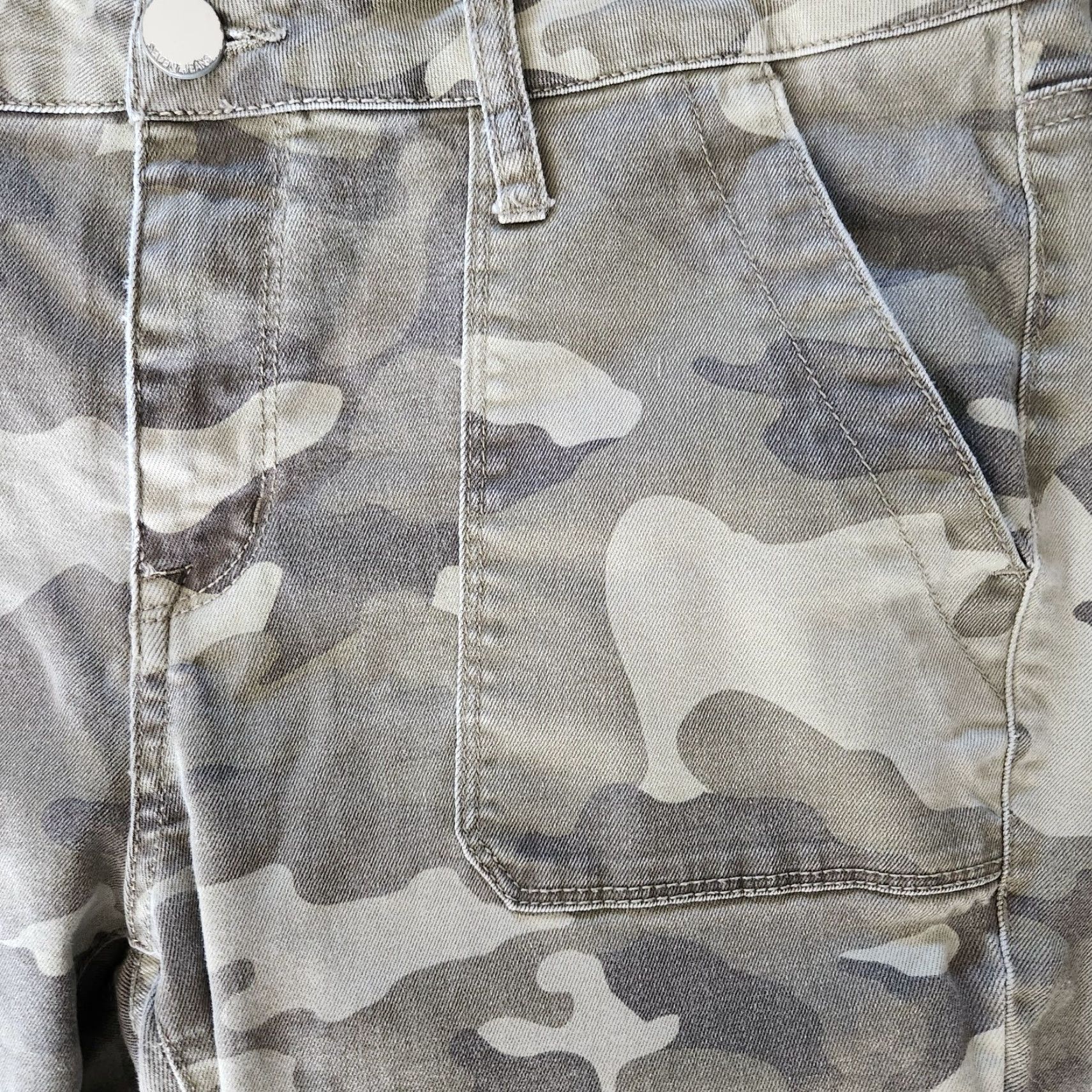 Vintage Seven7 Jeans Womens Size 12 Utility Ankle Skinny Camouflage Gray Stretch Denim Cotton Blend Zip Button Pocket 4 Mid Rise Regular Womens Jeans Size 34" / US 12 / IT 48 - 2 Thumbnail