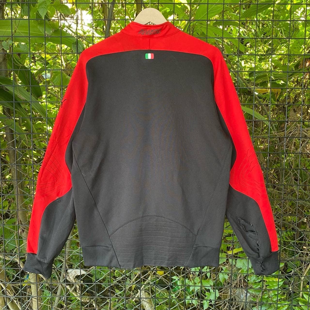 Ferrari × Japanese Brand × Puma Vtg Puma X Ferarri Zipper Jacket Size US L / EU 52-54 / 3 - 8 Thumbnail