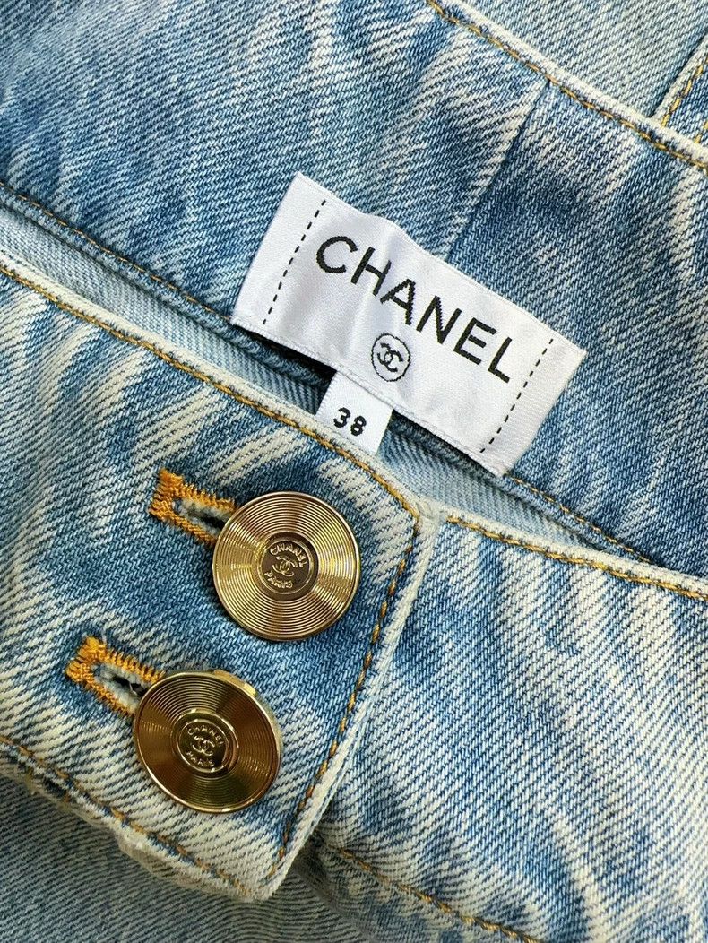 Chanel Chanel 21c Early Spring Vacation Series Mulberry Silk Came Size 25" / US 0 / IT 36 - 6 Thumbnail