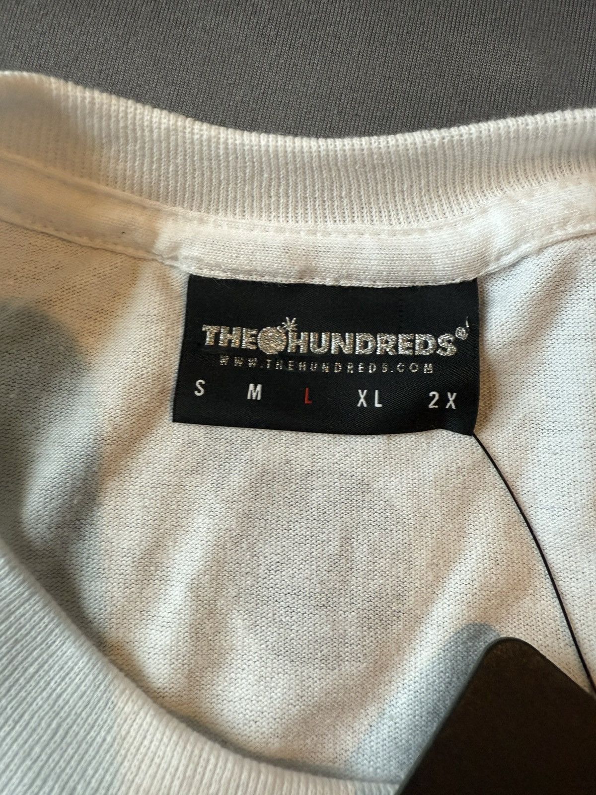 The Hundreds The Hundreds Tee-shirt Size US L / EU 52-54 / 3 - 3 Thumbnail
