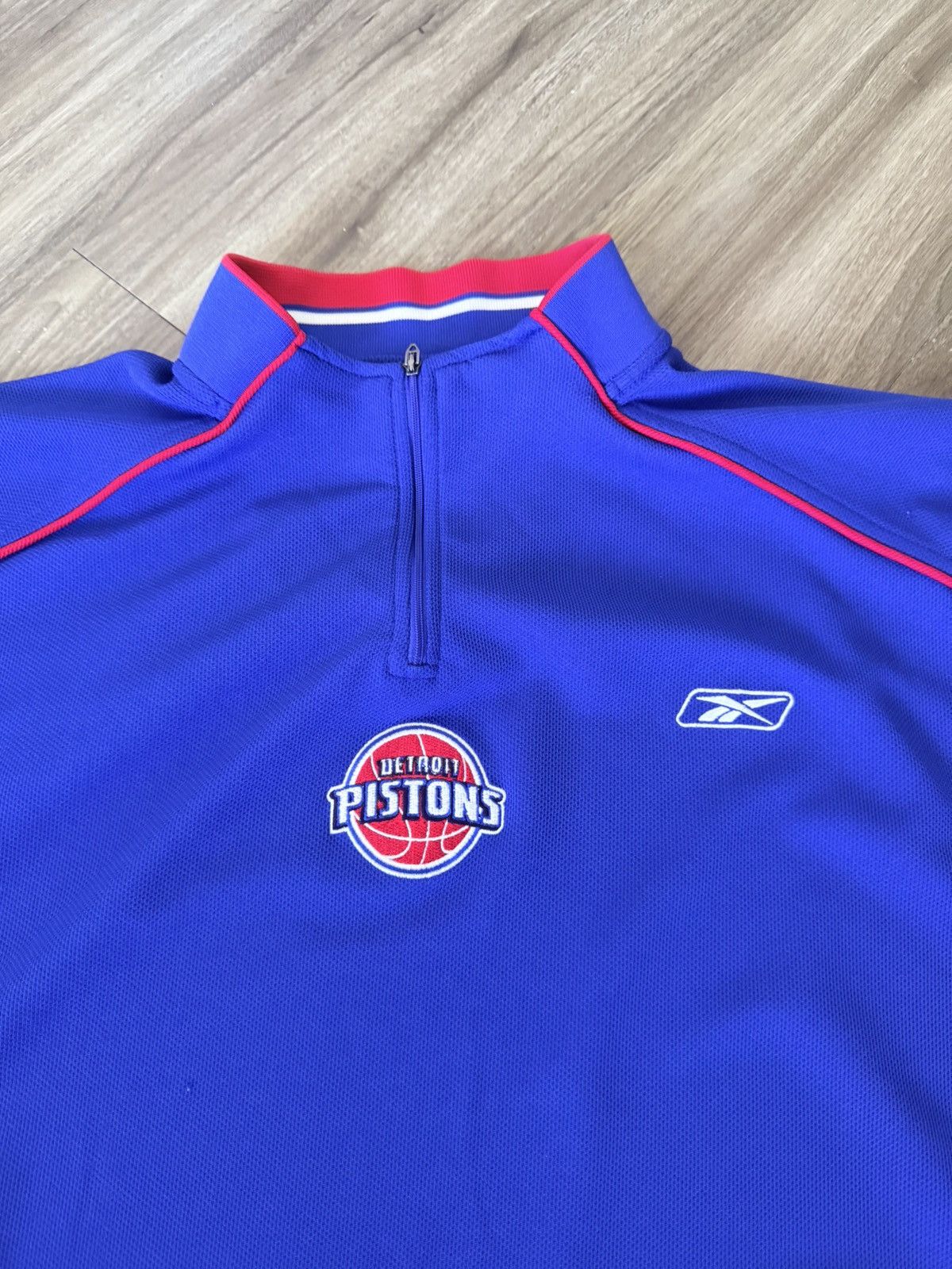 Reebok THROWBACK AUTHENTIC REEBOK DETROIT PISTONS SHOOTING SHIRT Size US XXL / EU 58 / 5 - 4 Thumbnail
