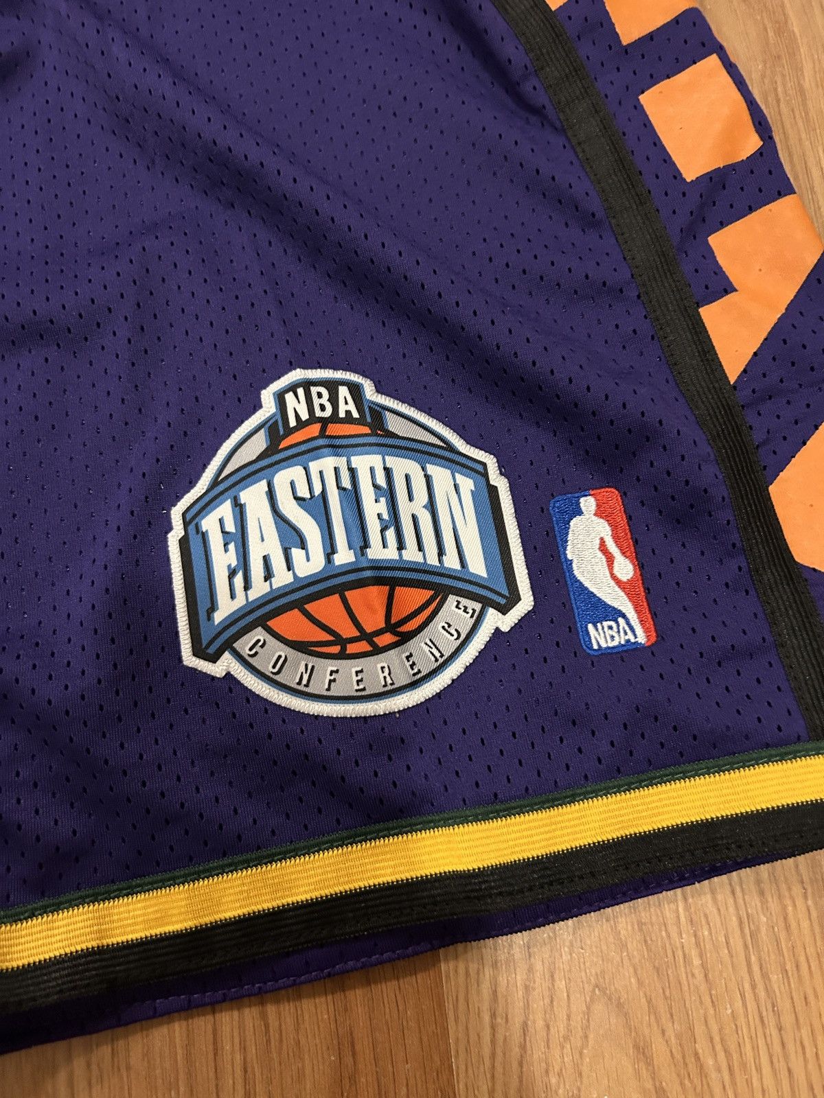 Mitchell & Ness Mitchell & Ness NBA Swingman Shorts All Star East 1994-95 Size US 31 - 2 Thumbnail