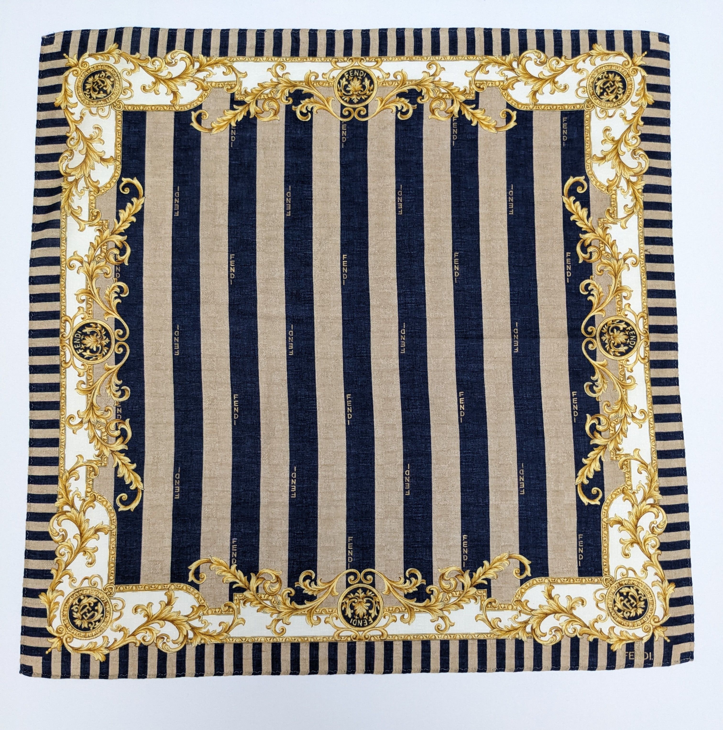 Fendi VINTAGE FENDI ROMA SILK HANDKERCHIEF Size ONE SIZE - 3 Thumbnail