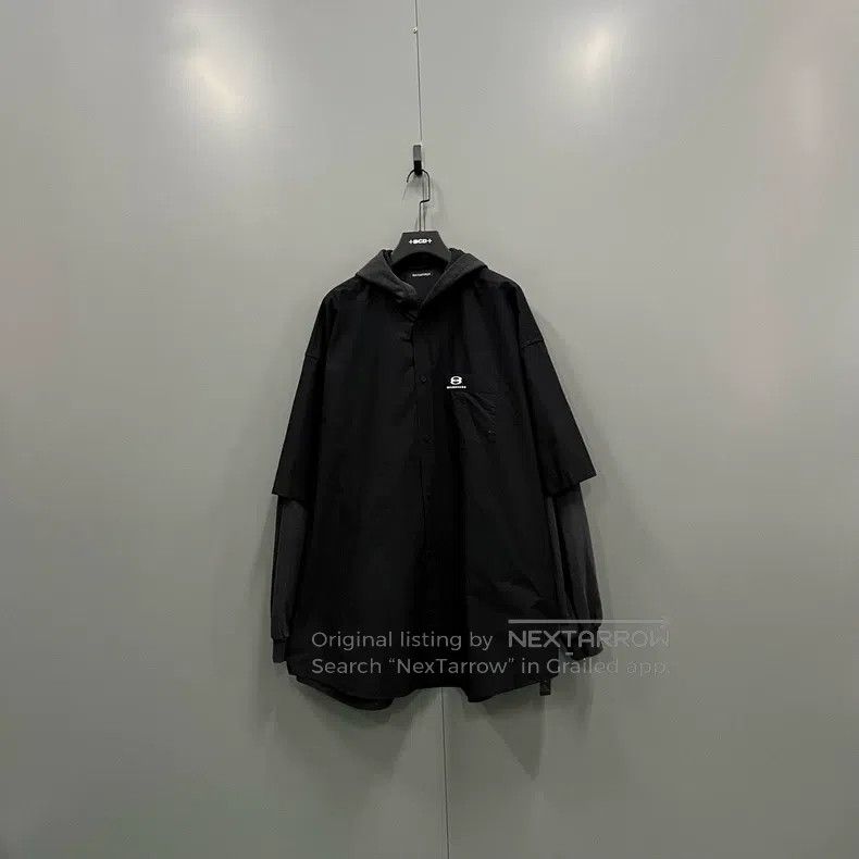 Balenciaga Balenciaga size 39 Black Embroidered Logo Asymmetrical Hoo Size US L / EU 52-54 / 3 - 1 Thumbnail