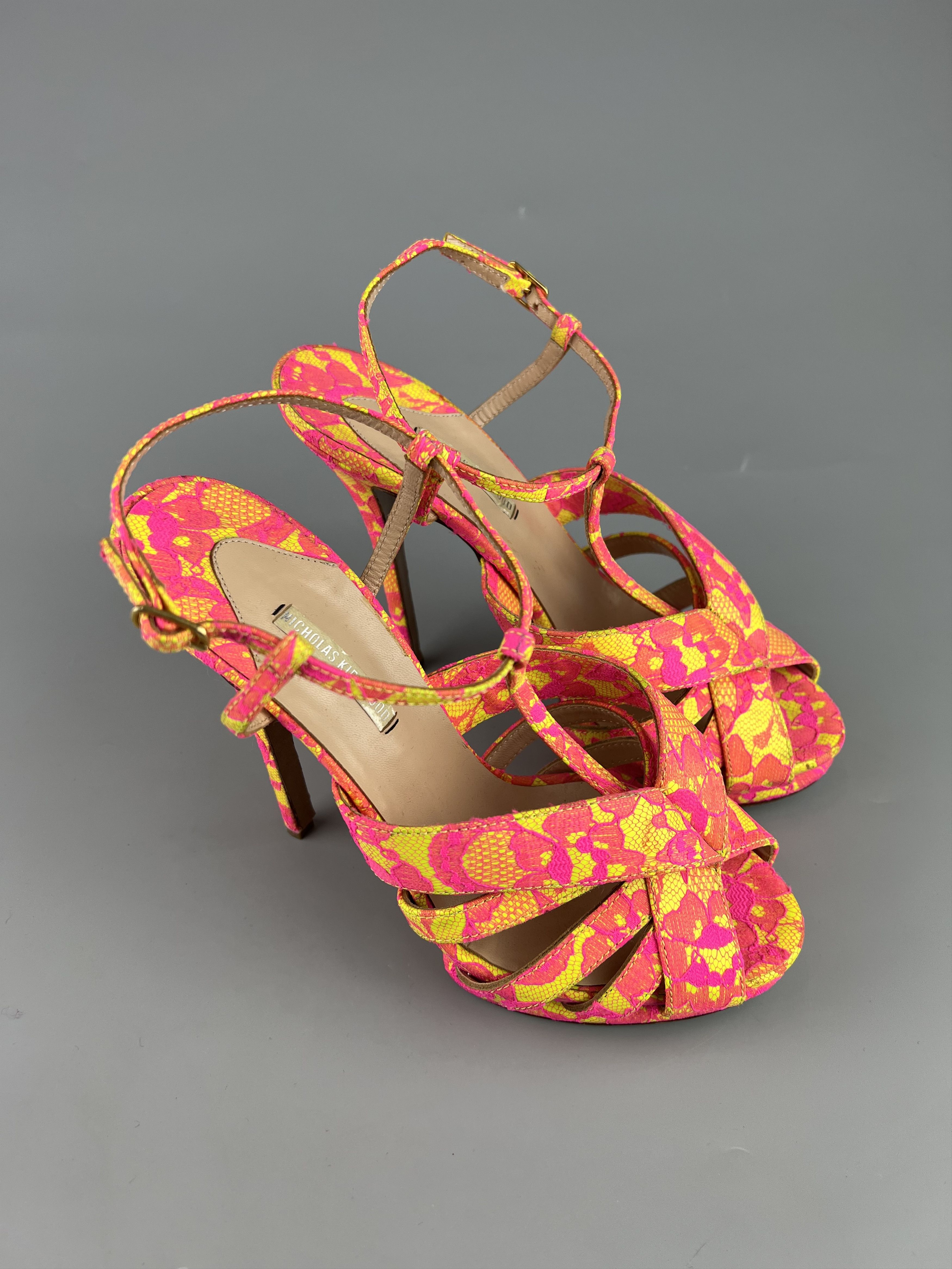Nicholas Kirkwood Embroidered Overlay Lace Platform High Heels Pump Shoes 40 Size US 9 / IT 39 - 2 Thumbnail