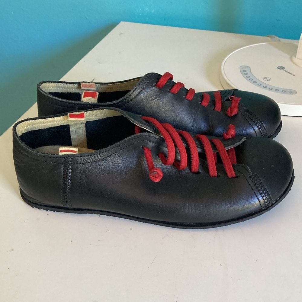 Camper Camper Black Leather Peu Flat Women’s Size 8.5 / 39 EU Size US 8.5 / IT 38.5 - 6 Thumbnail