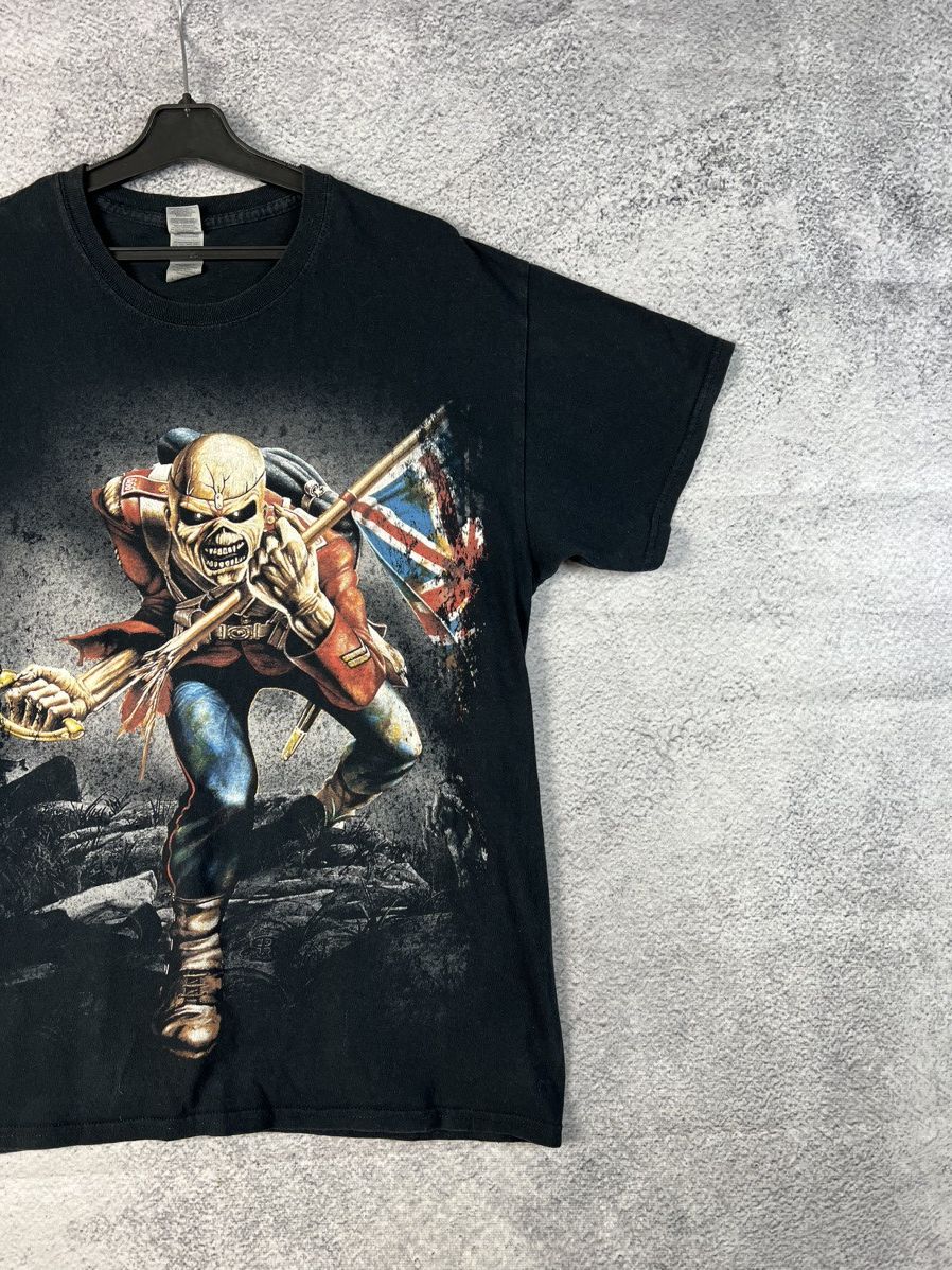 Band Tees × Iron Maiden Iron maiden the trooper full print T-shirt Size US L / EU 52-54 / 3 - 3 Thumbnail