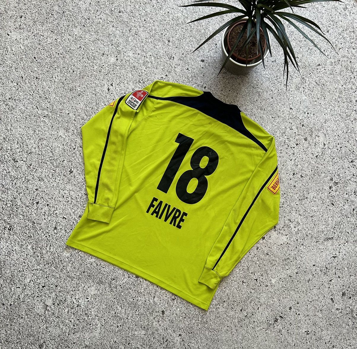 Erima × Vintage Vintage Neuchatel Xamax Faivre Goalkeeper Soccer Jersey Size US XL / EU 56 / 4 - 3 Thumbnail