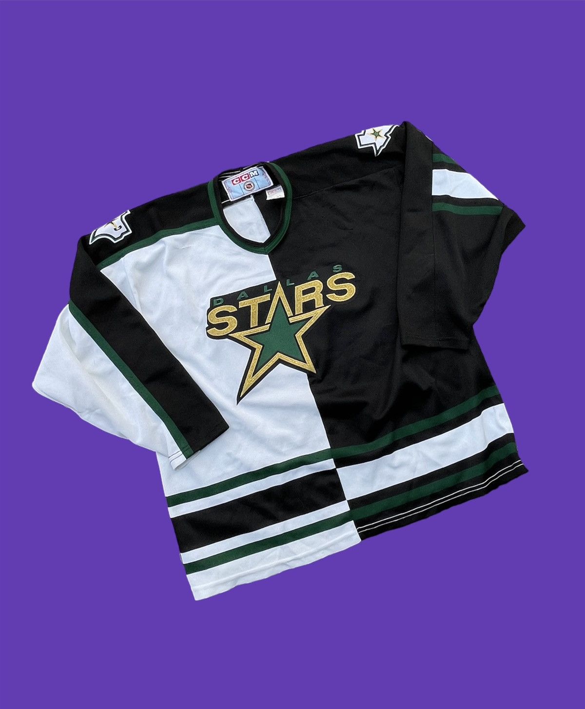 image of 90’S Ccm Dallas Stars 21 Geoff Vintage Nhl Jersey in Black/White, Men's (Size XL)