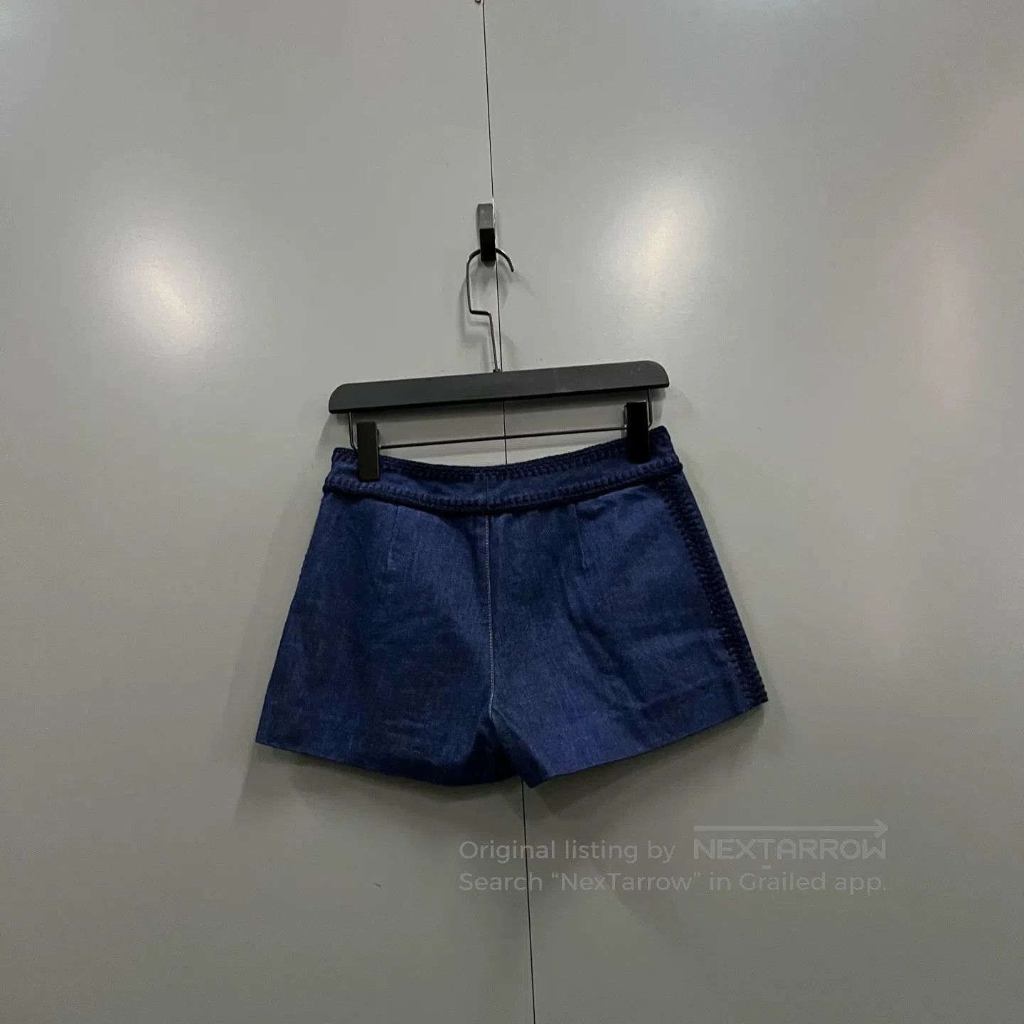 Miu Miu Miu Miu Blue Embroidered Denim Shorts. Size 25" / US 0 / IT 36 - 2 Thumbnail