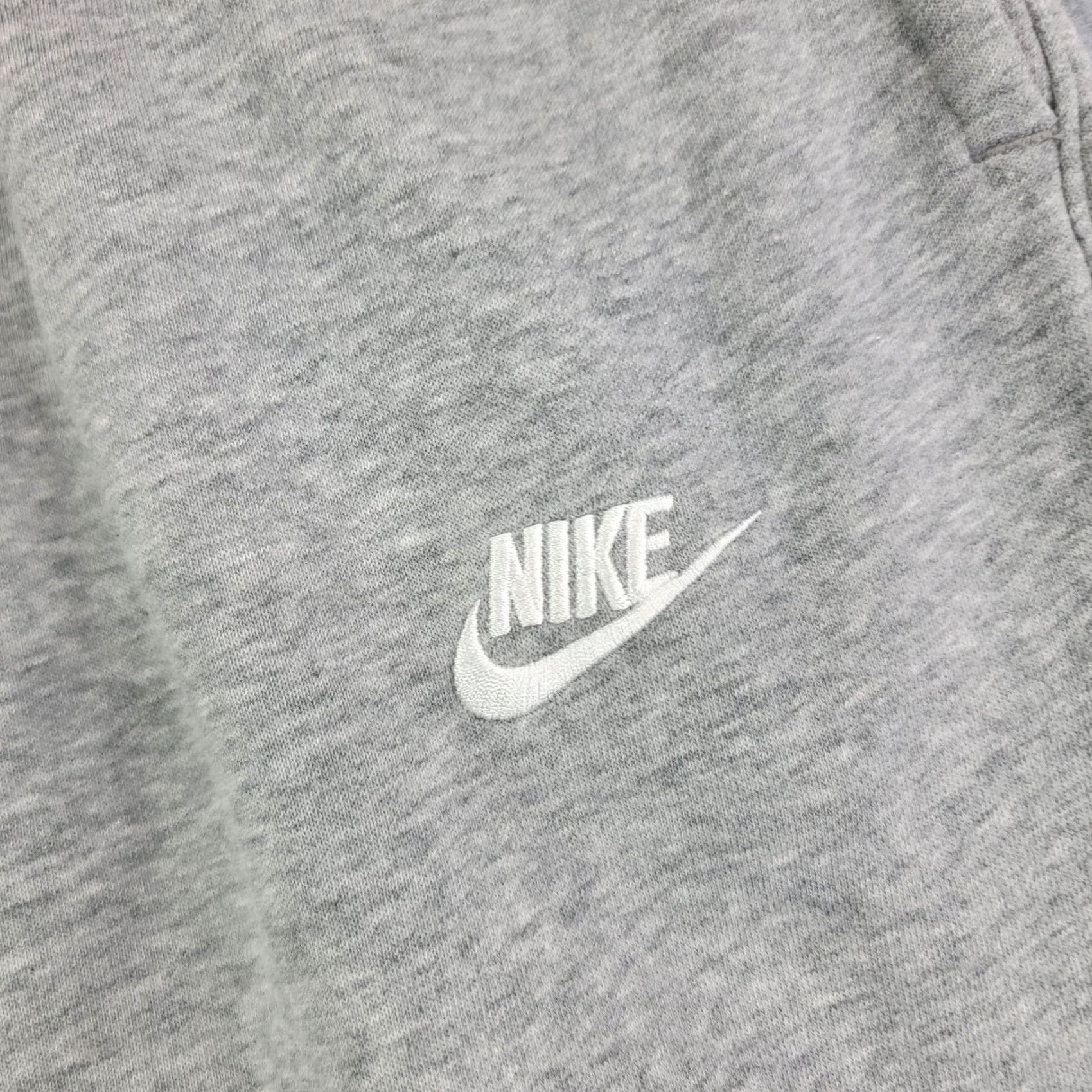 Nike Nike Sweatpants Mens XL Gray Club Fleece Joggers Elastic Waist Pockets Athletic Size US 36 / EU 52 - 3 Thumbnail