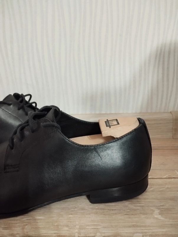 Salvatore Ferragamo Salvatore Ferragamo leather shoes size 9 Size US 9 / EU 42 - 3 Thumbnail