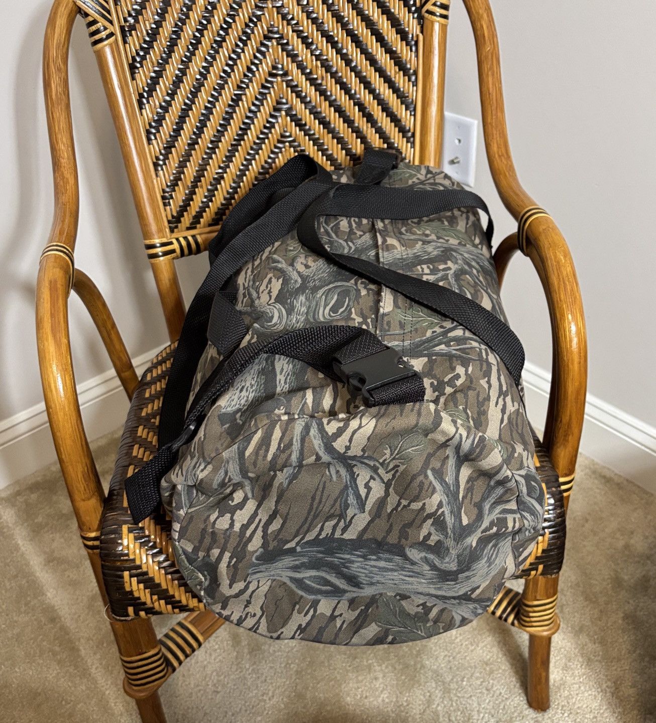 Carhartt Vintage Carhartt Mossy Oak Camo Duffel Bag A59MOT Size ONE SIZE - 5 Thumbnail