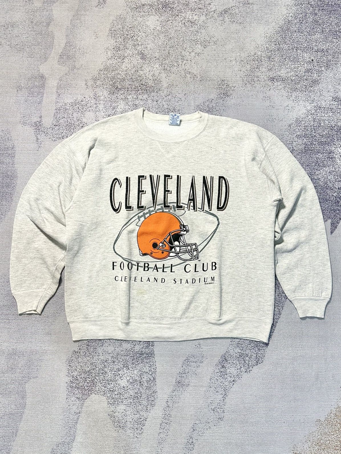 Salem Sportswear Vintage 90s Cleveland Browns NFL Salem Sportswear Sweatshirt Size US L / EU 52-54 / 3 - 1 Thumbnail