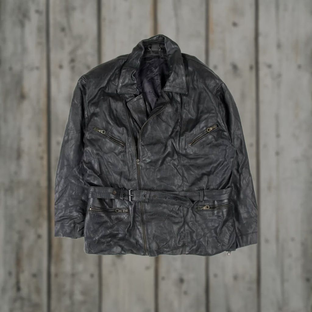 Vintage VINTAGE Black Leather Motorcycle Jacket Large Biker Belted 291 Mens Size US L / EU 52-54 / 3 - 1 Thumbnail