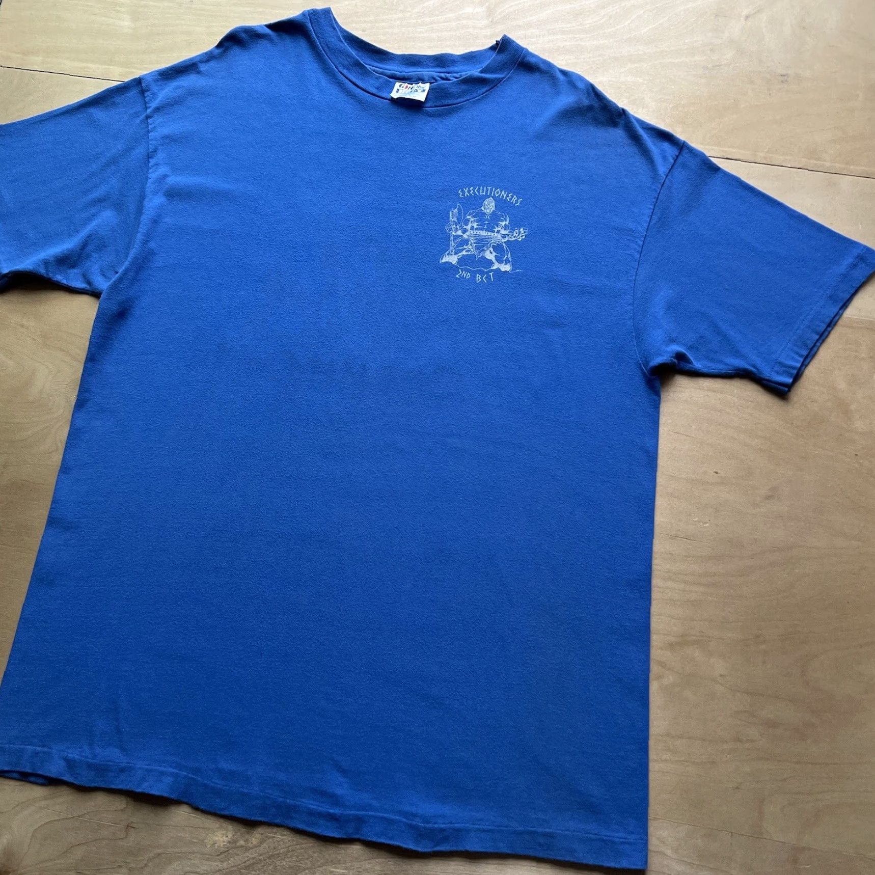 Vintage VINTAGE Executioners Shirt Men XL Blue 80s Accept The Challenge Warrior Art Workout Size US XL / EU 56 / 4 - 6 Thumbnail