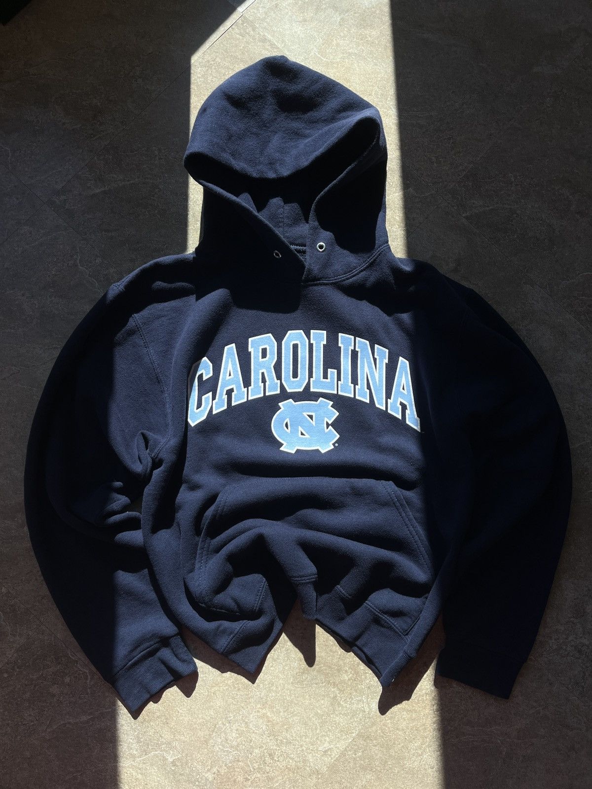 Vintage Vintage Y2K University of North Carolina Hoodie Size US S / EU 44-46 / 1 - 8 Thumbnail
