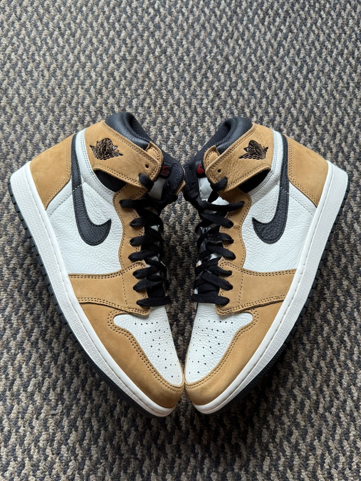 Jordan Brand Jordan 1 Retro High Rookie of the Year Sample Size US 11 / EU 44 - 1 Thumbnail