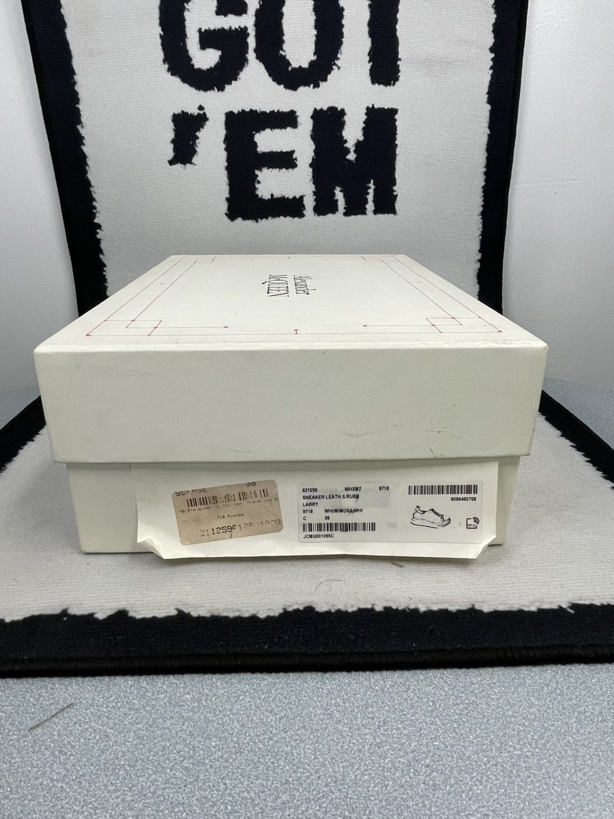 Alexander McQueen Alexander McQueen Oversized Sneaker Size US 7.5 / IT 37.5 - 3 Thumbnail