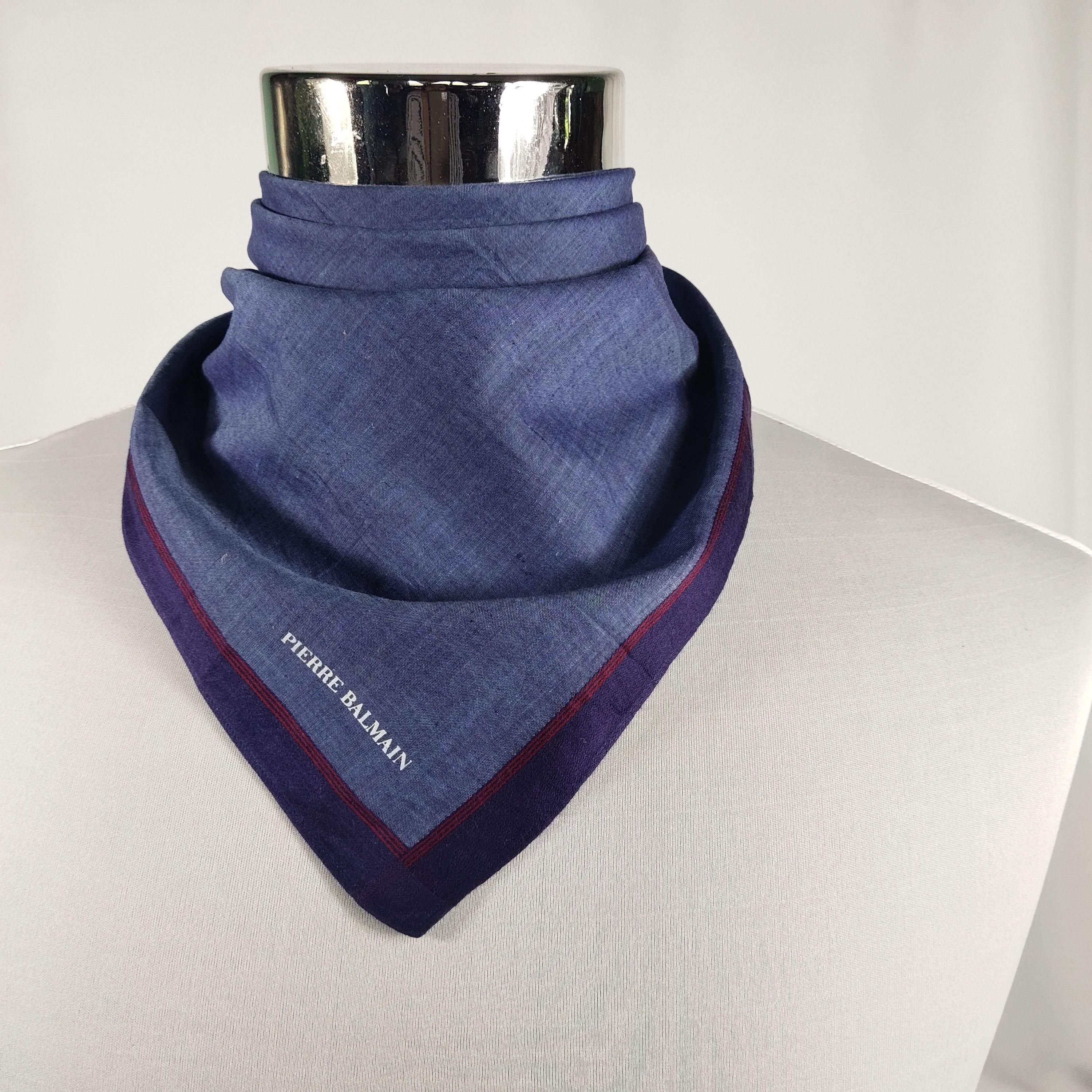 Pierre Balmain Pierre Balmain Handkerchief / Bandana / Neckerchief FZ276 Size ONE SIZE - 1 Thumbnail