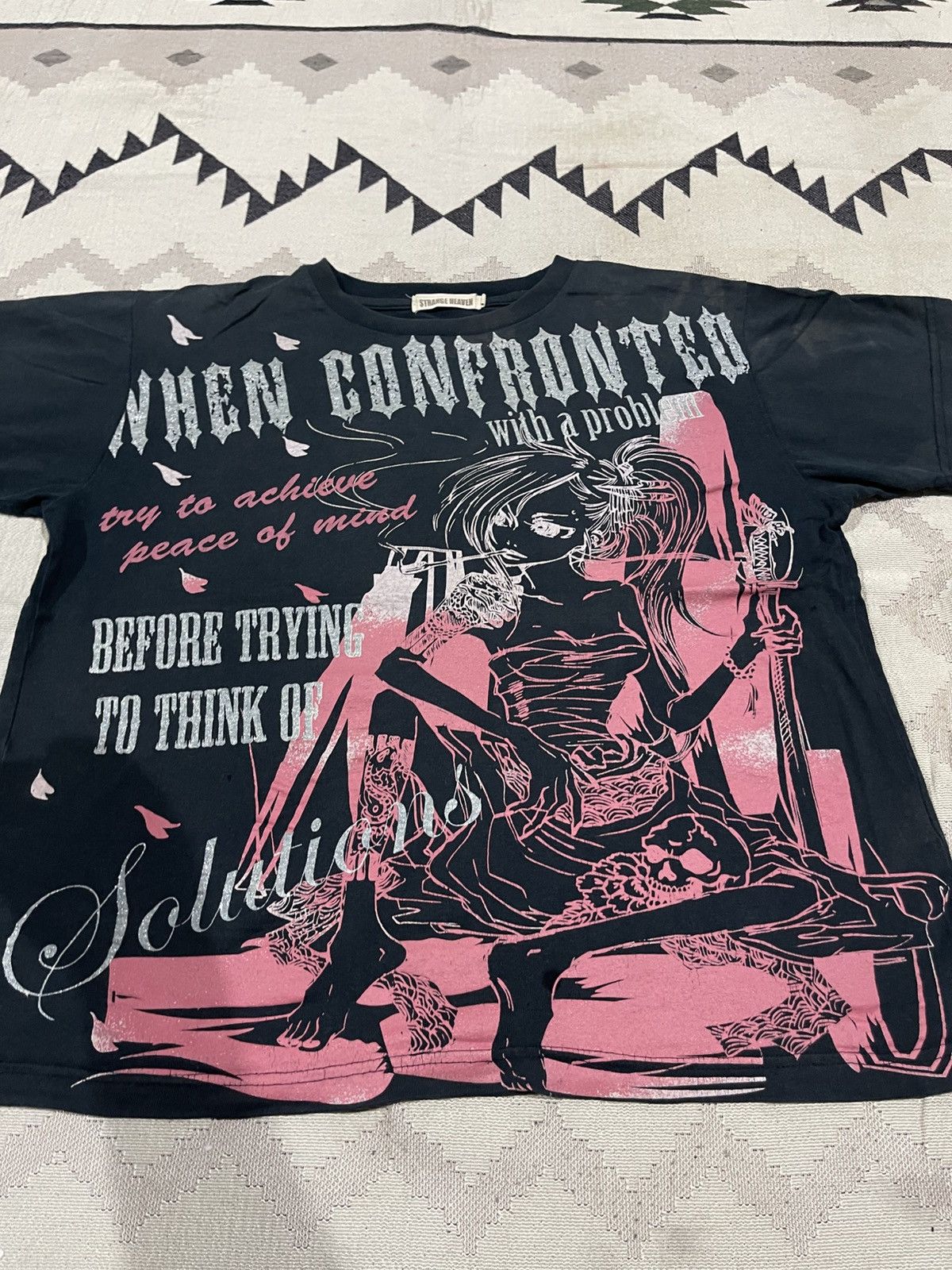 If Six Was Nine 2000s STRANGE HEAVEN SEXY WOMEN SAMURAI FADED BOXY TSHIRT Size US M / EU 48-50 / 2 - 5 Thumbnail