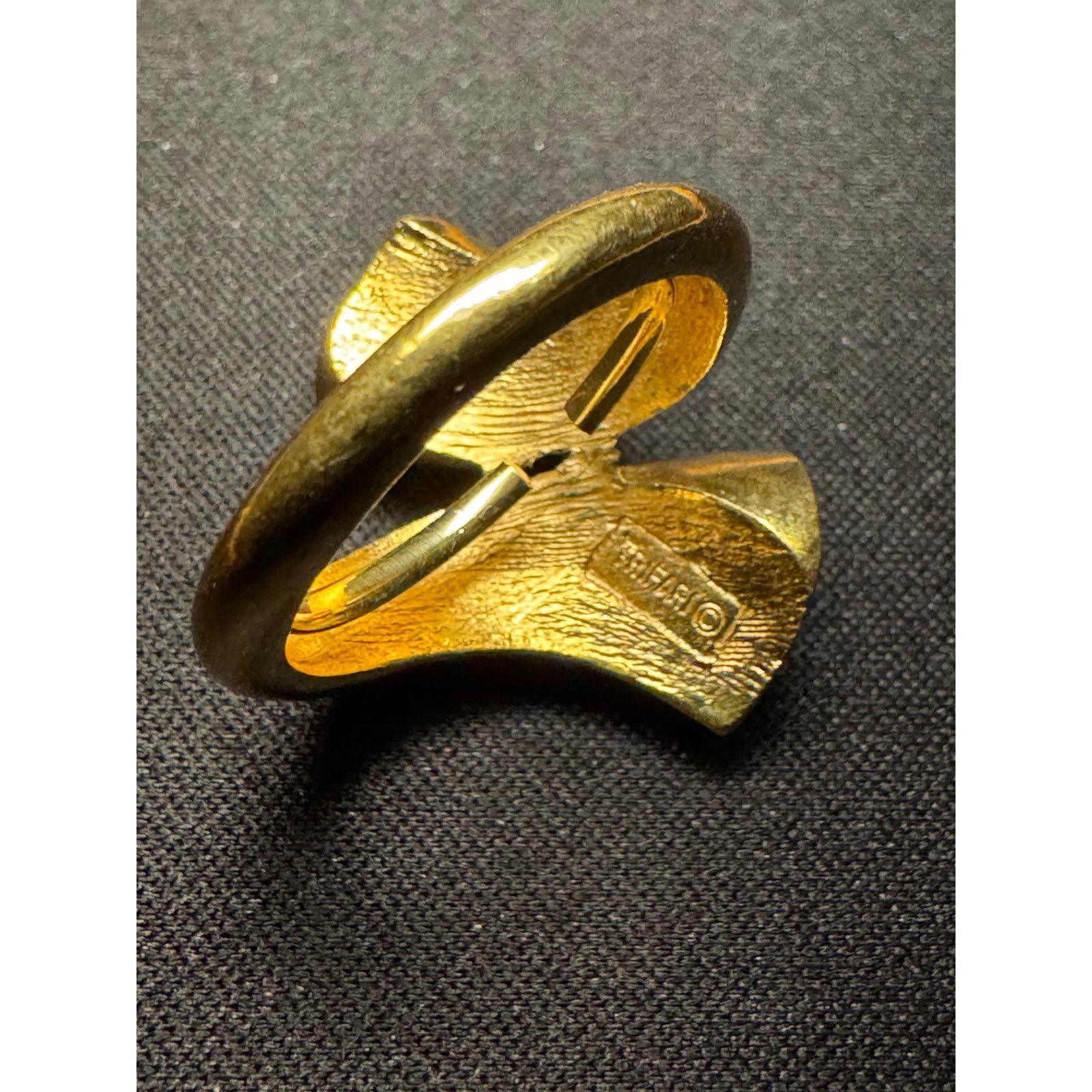 Other Vintage Trifari Scallop Swoosh Modernist Ring Size 6 Size ONE SIZE - 4 Thumbnail
