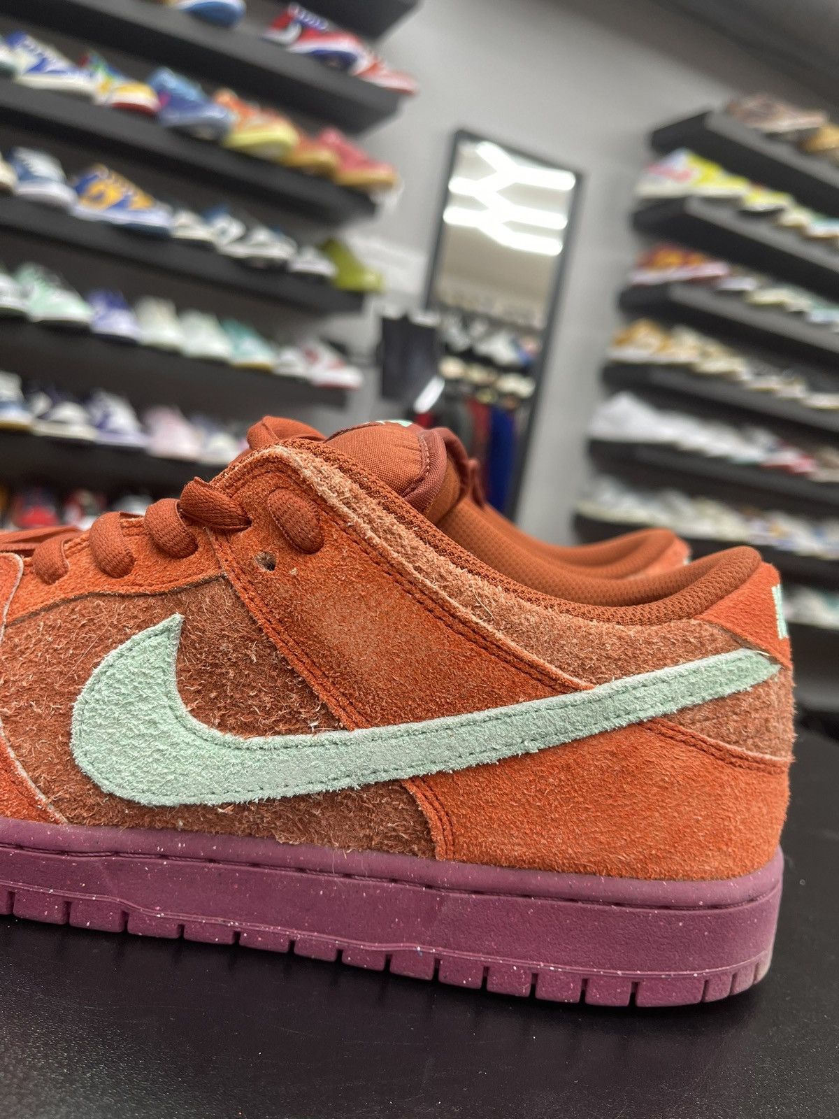 Nike Size 11.5 - Nike Dunk Low SB Mystic Rosewood Size US 11.5 / EU 44-45 - 5 Thumbnail