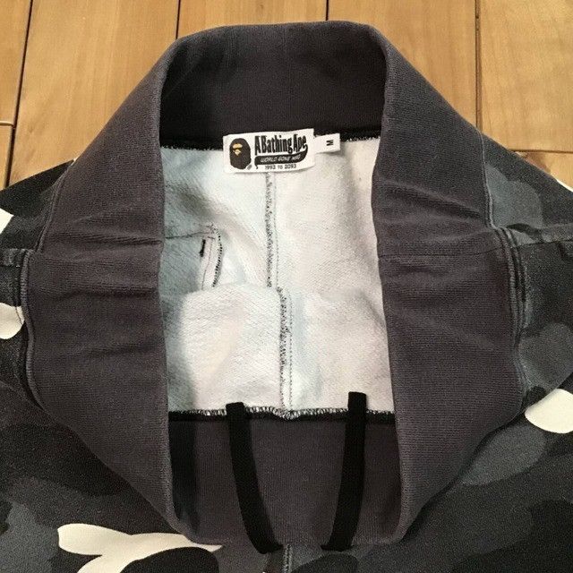 Bape 💫Glow in the dark💫 BAPE city camo sweat shorts APE ★size M Size US 32 / EU 48 - 7 Thumbnail
