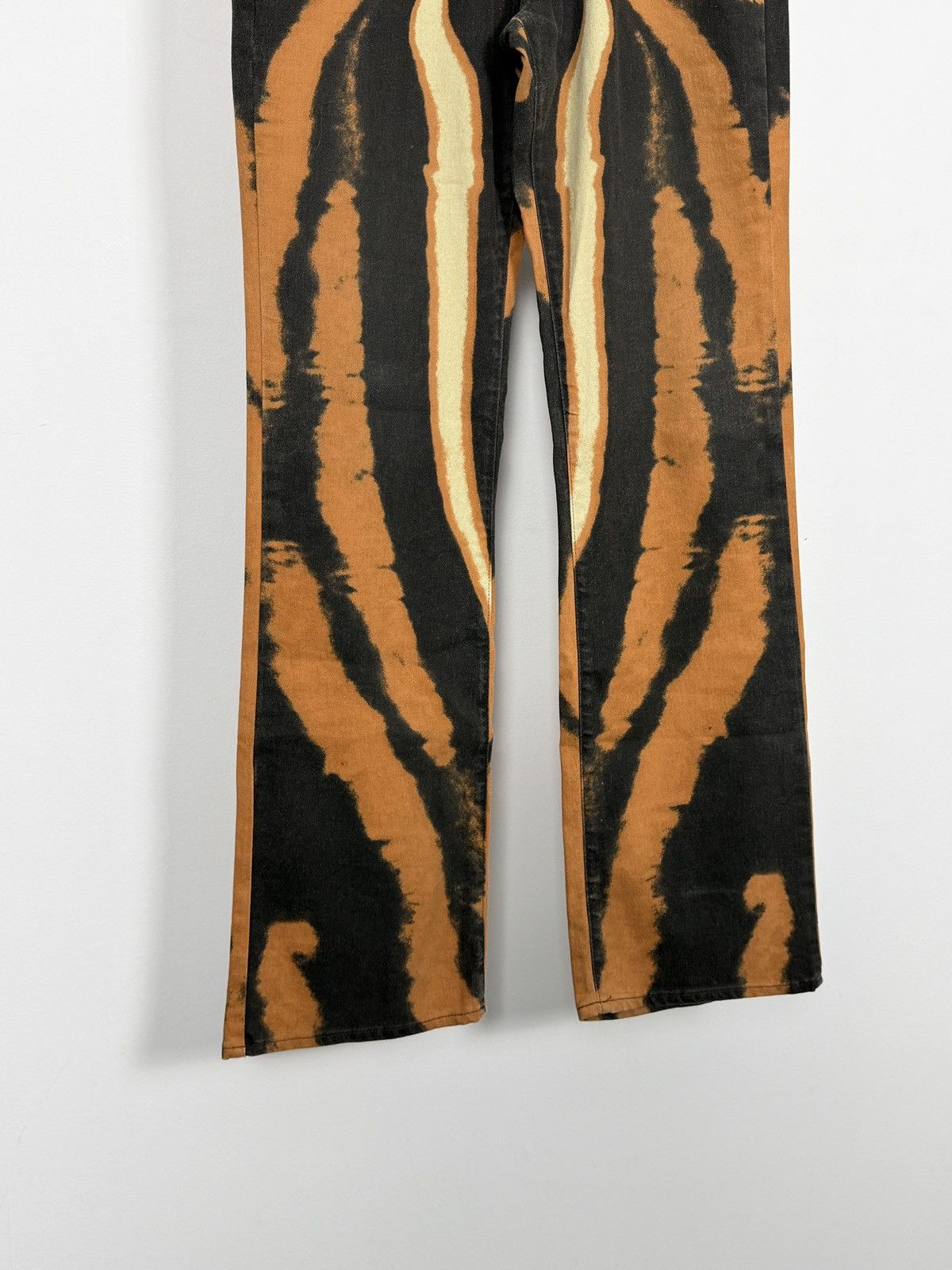 Roberto Cavalli Roberto Cavalli S/S2002 Flared Psychedelic Lava Denim Jeans Size US 32 / EU 48 - 4 Thumbnail