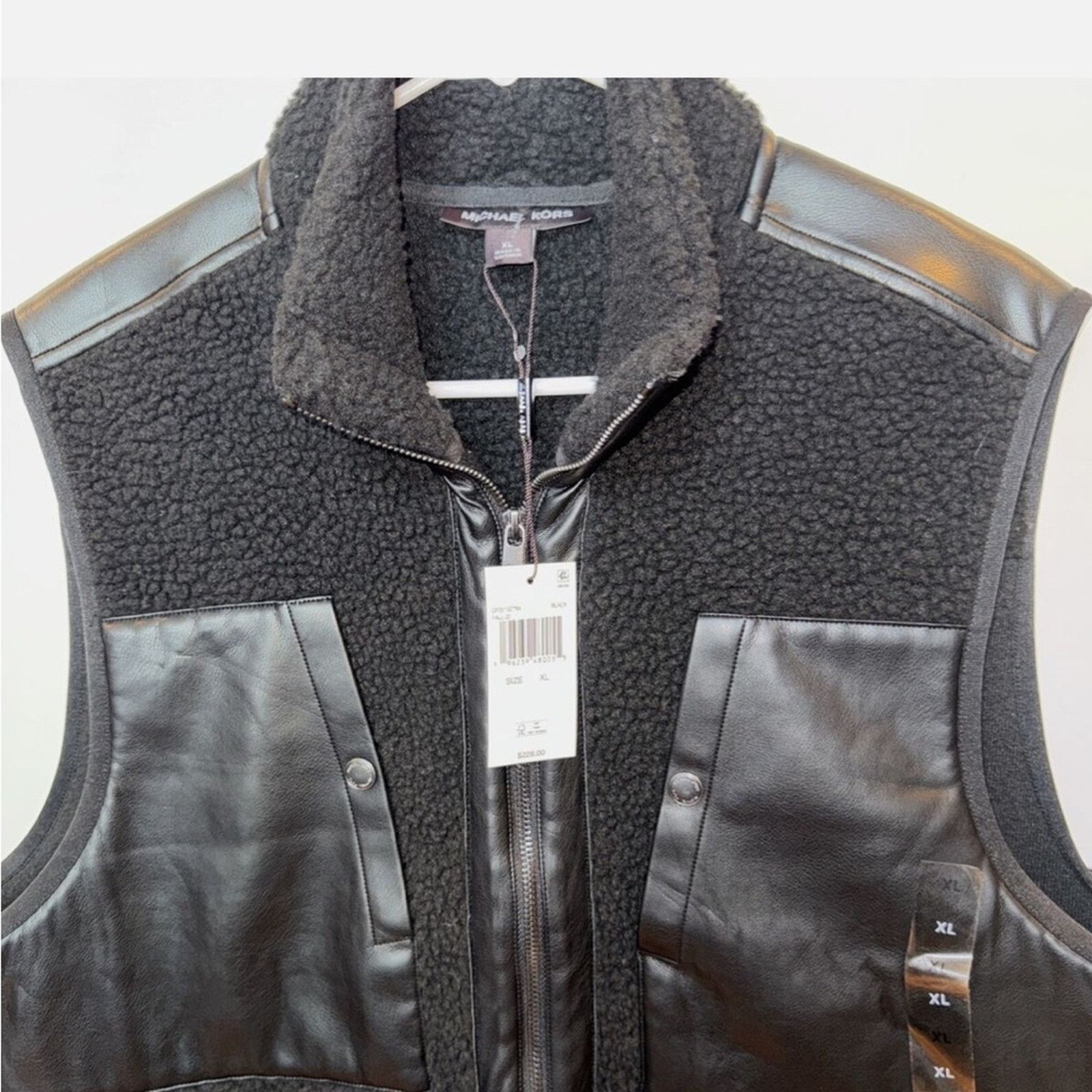 Michael Kors $228 Michael Kors Men’s Vest Black Sherpa Fleece Size US XL / EU 56 / 4 - 2 Thumbnail