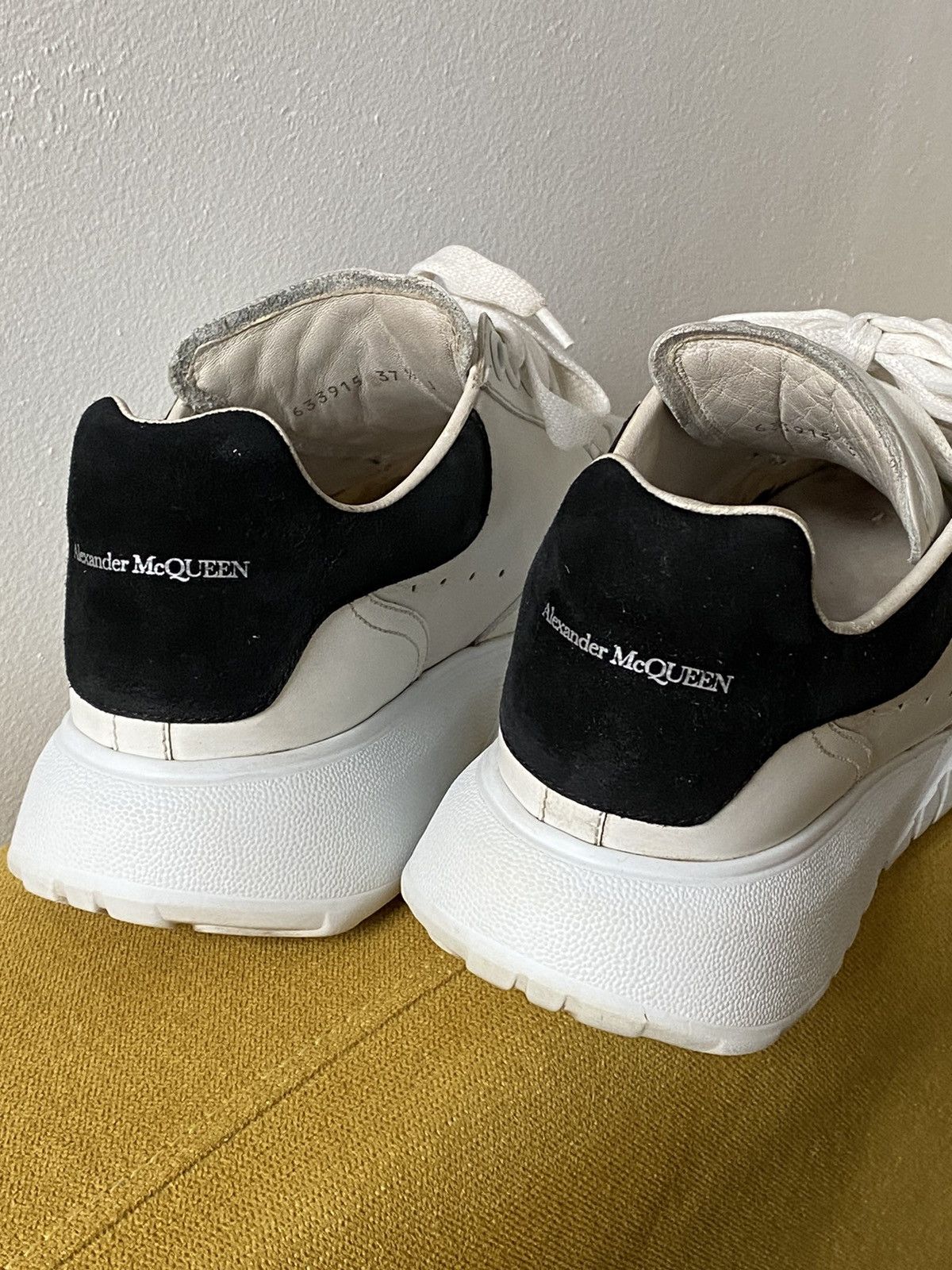Alexander McQueen Alexander mcqueen court sneakers 37 1/2 Size US 7.5 / IT 37.5 - 4 Thumbnail