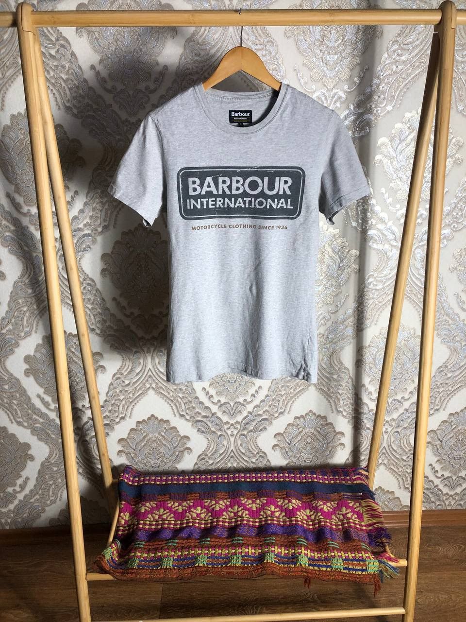 Barbour VINTAGE BARBOUR INTERNATIONAL CASUAL T-SHIRT RETRO Y2K 90s Size US S / EU 44-46 / 1 - 1 Thumbnail
