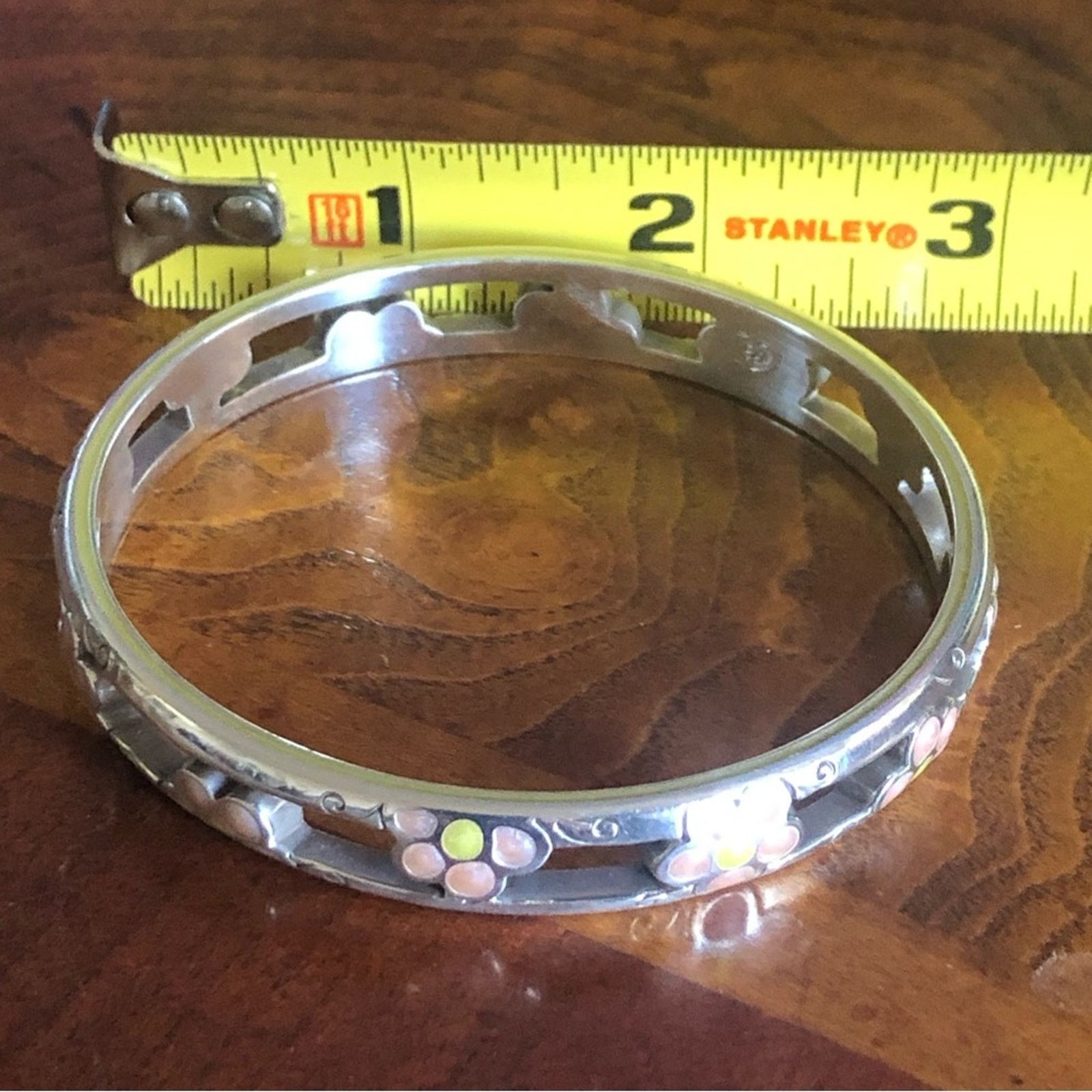 Brighton Brighton enamel Daisy flower power bangle bracelet Size ONE SIZE - 10 Thumbnail