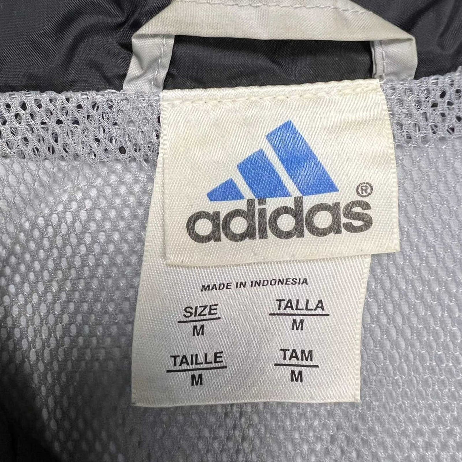 Adidas × Vintage Adidas Jacket Medium Stripe Spell Out Full Zip Windbreaker Size US M / EU 48-50 / 2 - 6 Thumbnail