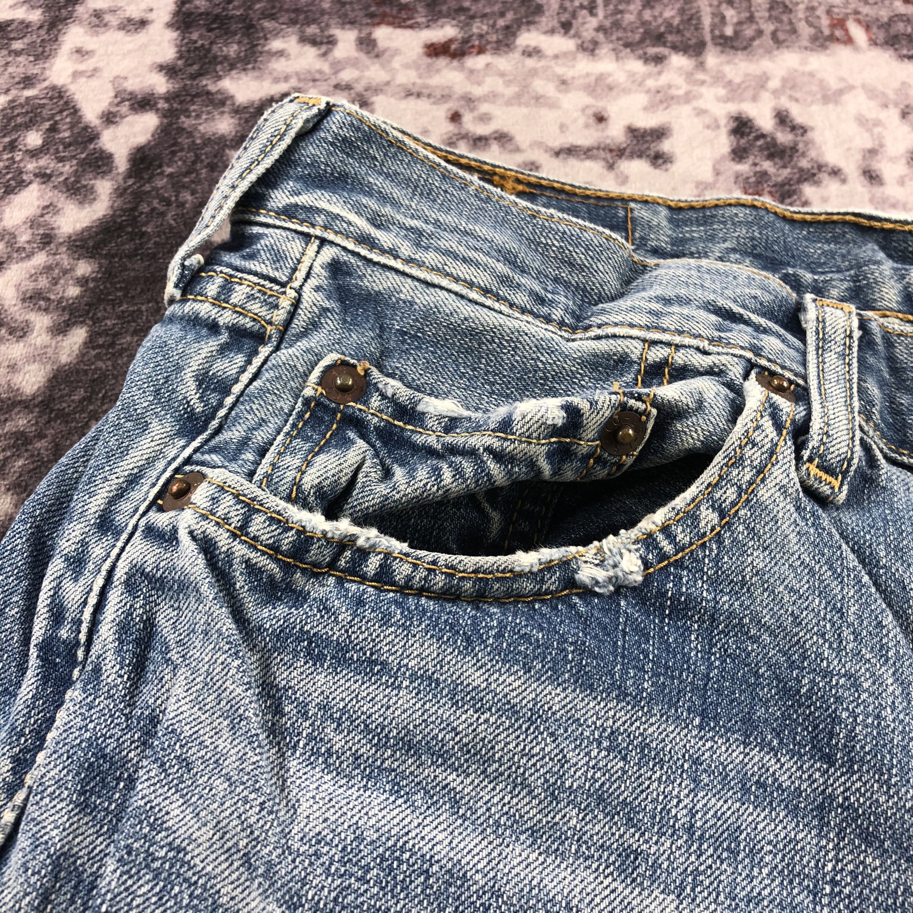 Levi's × Vintage 90s Vintage Blue Wash Levis 501 Jeans-JM2777 Size US 29 - 12 Thumbnail