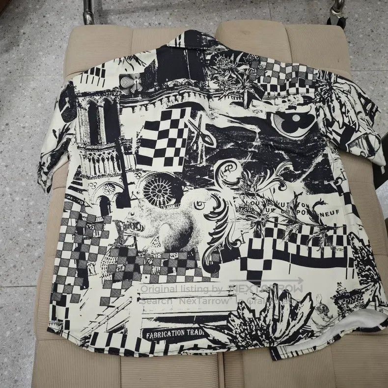 Louis Vuitton Louis Vuitton SS23 graphic printed single breasted short s Size US M / EU 48-50 / 2 - 2 Thumbnail