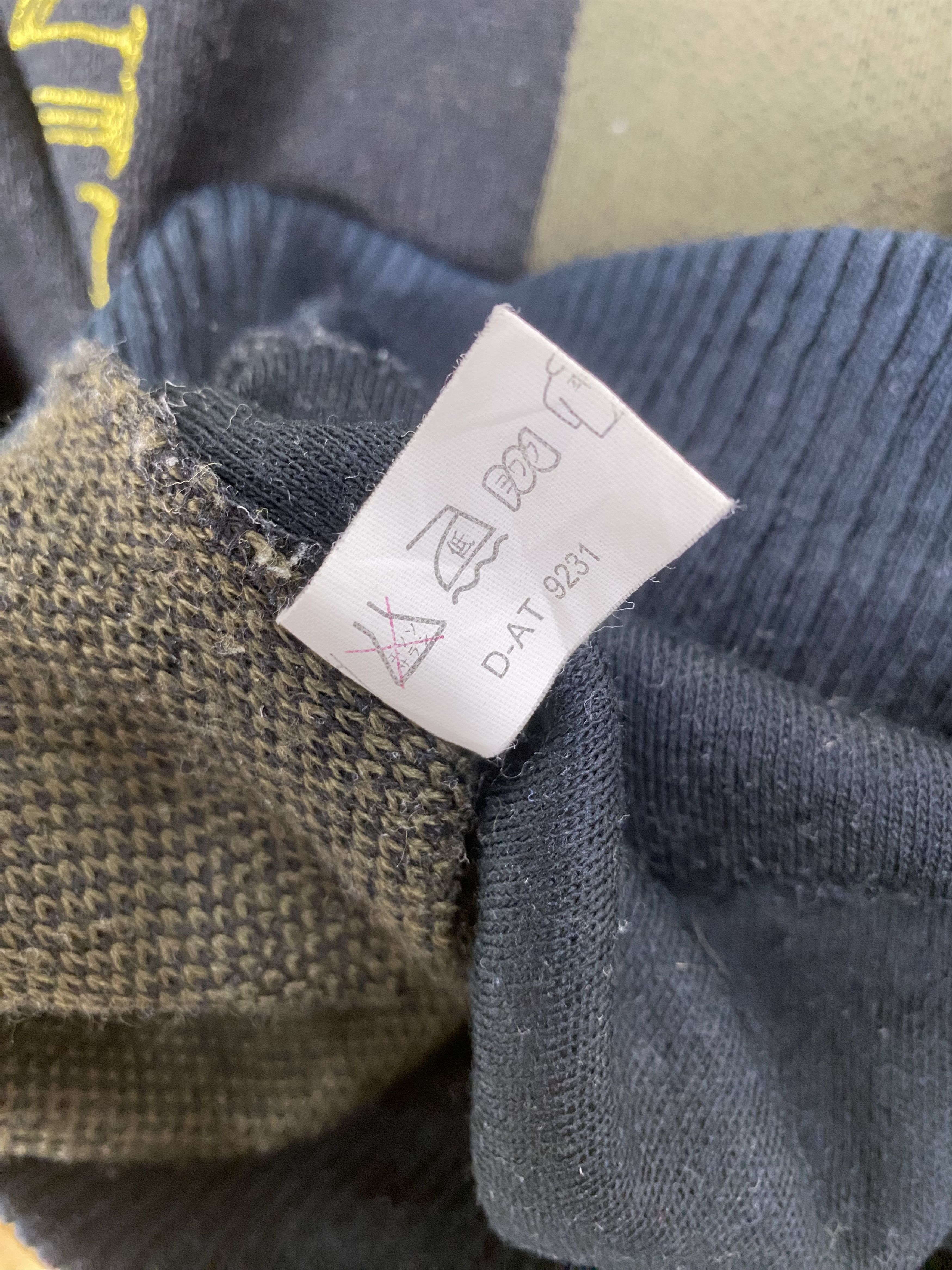 Japanese Brand Vintage Modernizm Sweatshirts Size US S / EU 44-46 / 1 - 5 Thumbnail