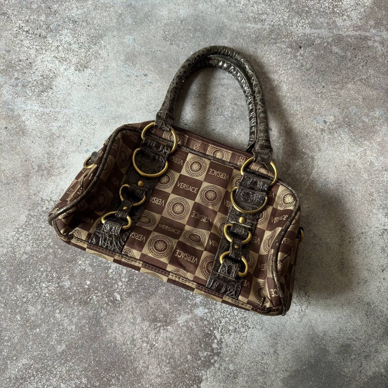 20471120 Amazing Vintage Monogram Y2K Handle Bag (like Versace) Size ONE SIZE - 1 Thumbnail