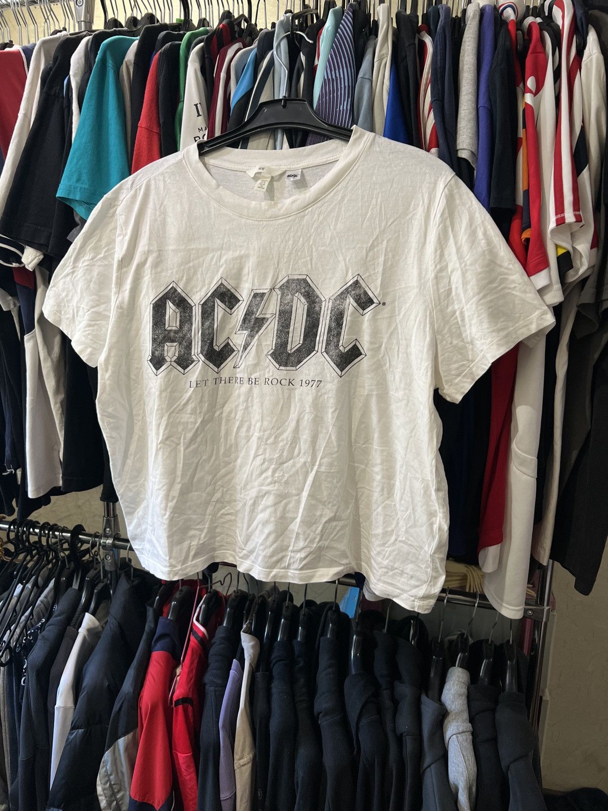 Band Tees VINTAGE AC DC LET THERE BE ROCK BAND GRAPHIC TOUR T SHIRT Size US XL / EU 56 / 4 - 1 Thumbnail