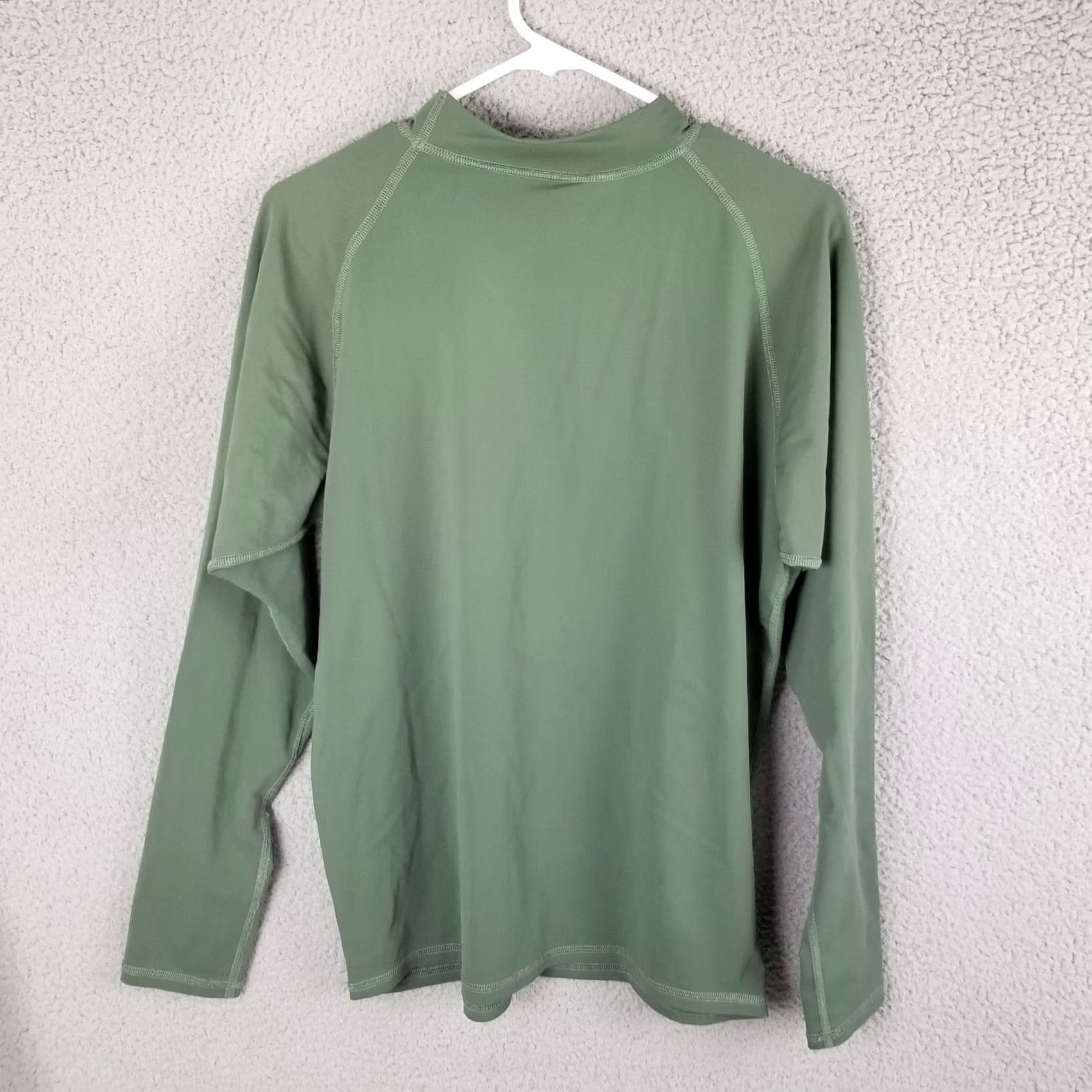 Swims Vintage Local Motion Hawaiian Surf Shirt Surfing Water Swim Long Sleeve 90s Green Nylon Spandex Quick Dry 20X27 USA Mens LS Tee Size US XXL / EU 58 / 5 - 7 Thumbnail
