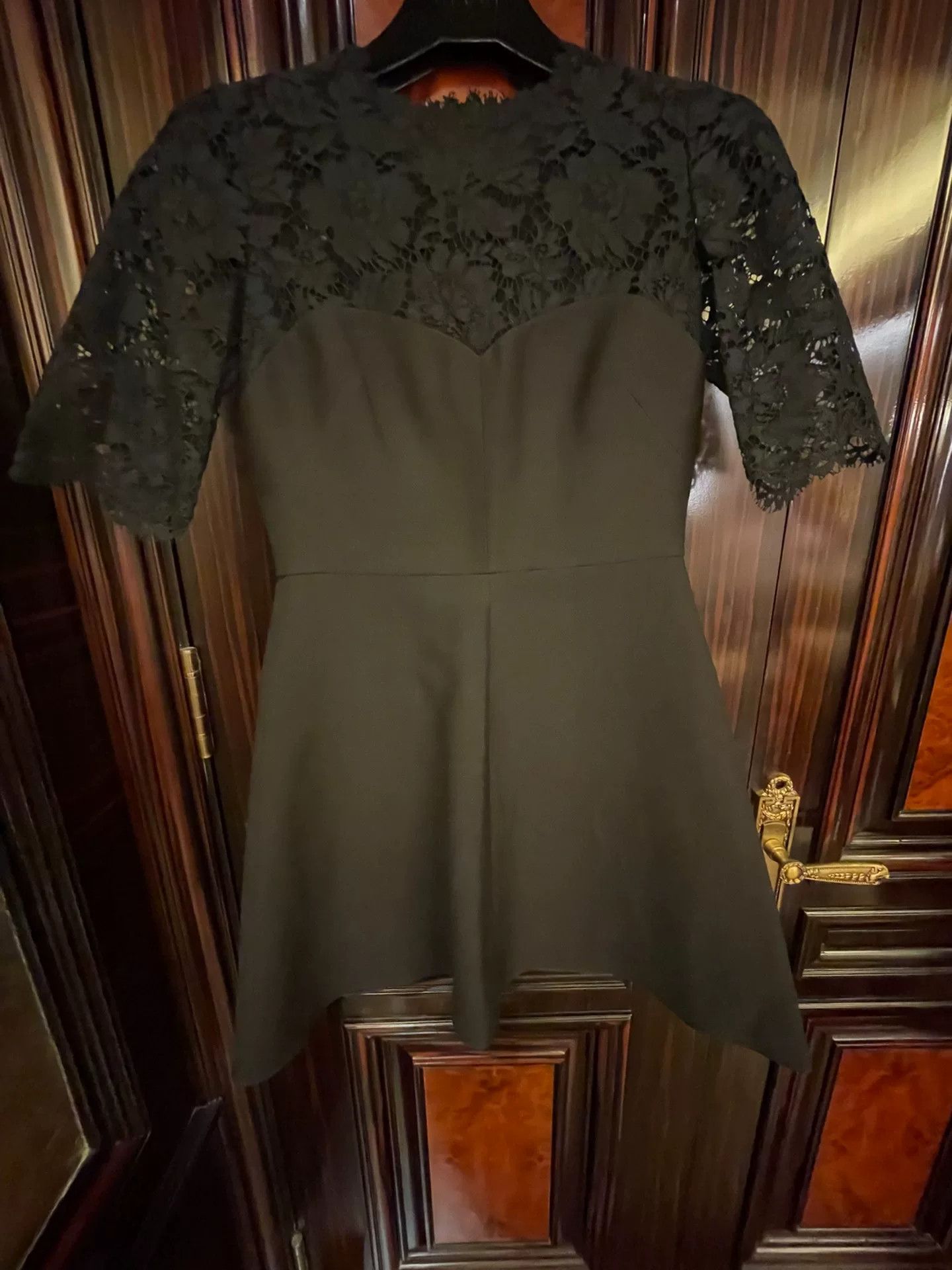 Valentino Valentino Lace Dress Autumn Winter Size US 38 / EU 54 - 1 Thumbnail