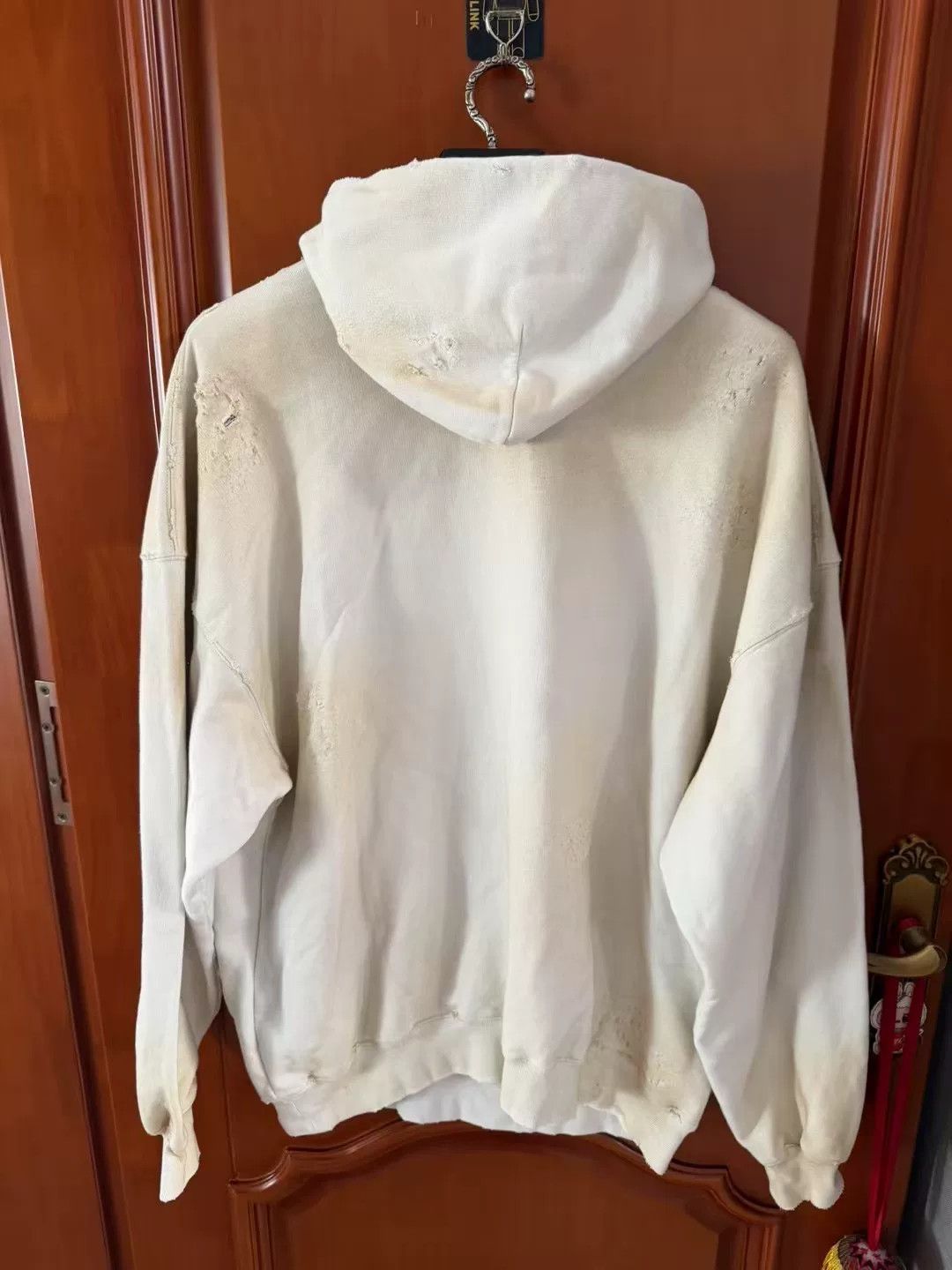 Balenciaga balenciaga hoodie with mud dye details Size US M / EU 48-50 / 2 - 2 Thumbnail