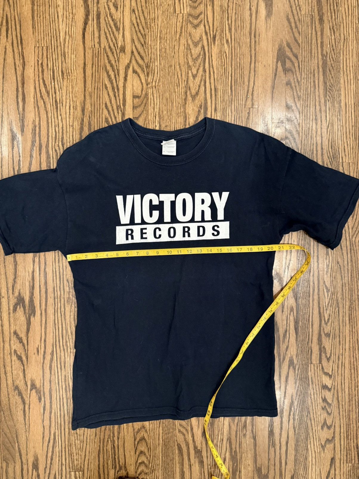 Other Victory Records | Classic Logo Shirt - Large Size US XL / EU 56 / 4 - 5 Thumbnail