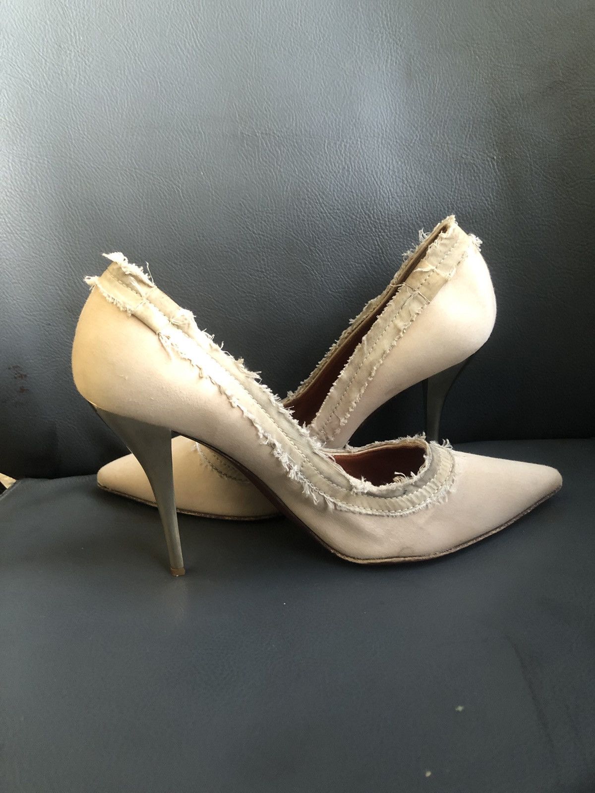 Lanvin Lanvin Beige Women’s Heels Size 38.5 Size US 7.5 / IT 37.5 - 5 Thumbnail