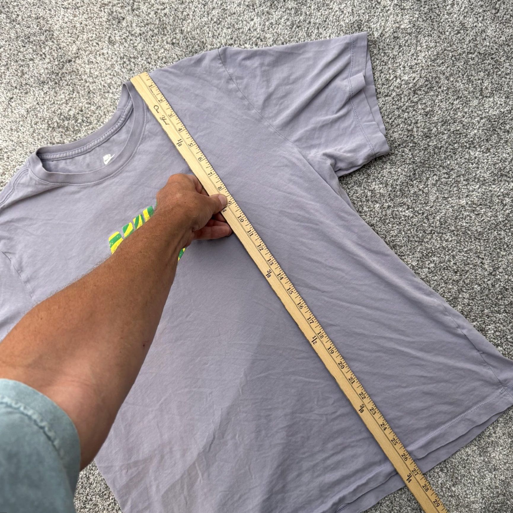 Nike Nike Shirt Mens XL Gray Green Yellow Swoosh Logo Tee The Nike Tee Cotton Size US XL / EU 56 / 4 - 2 Thumbnail