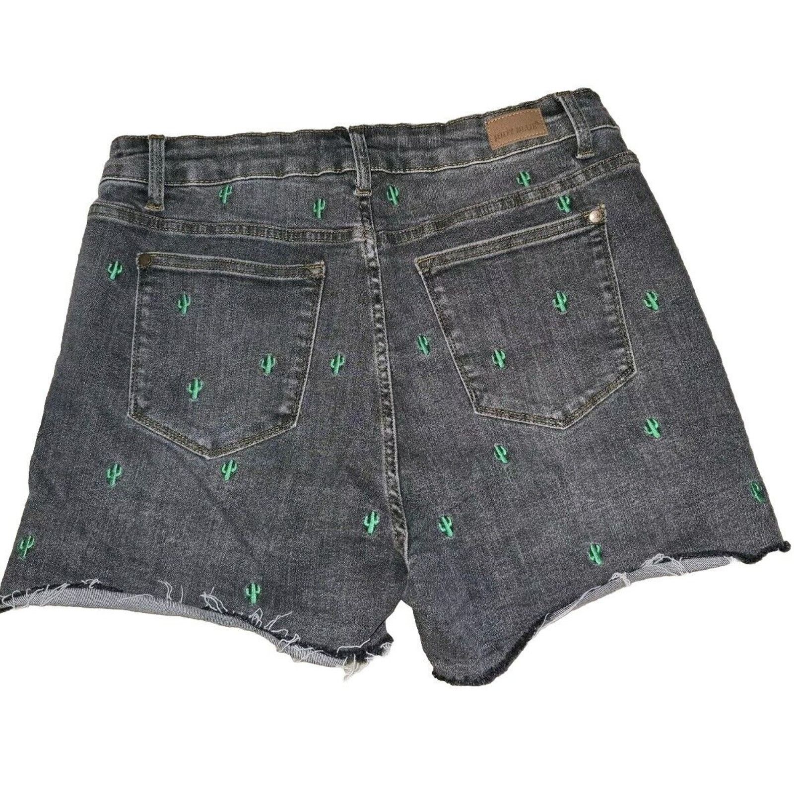 Judy Blue Judy Blue Size XL Gray Cactus Embroidered High Waist Shorts Size 36" / US 14 / IT 50 - 2 Thumbnail