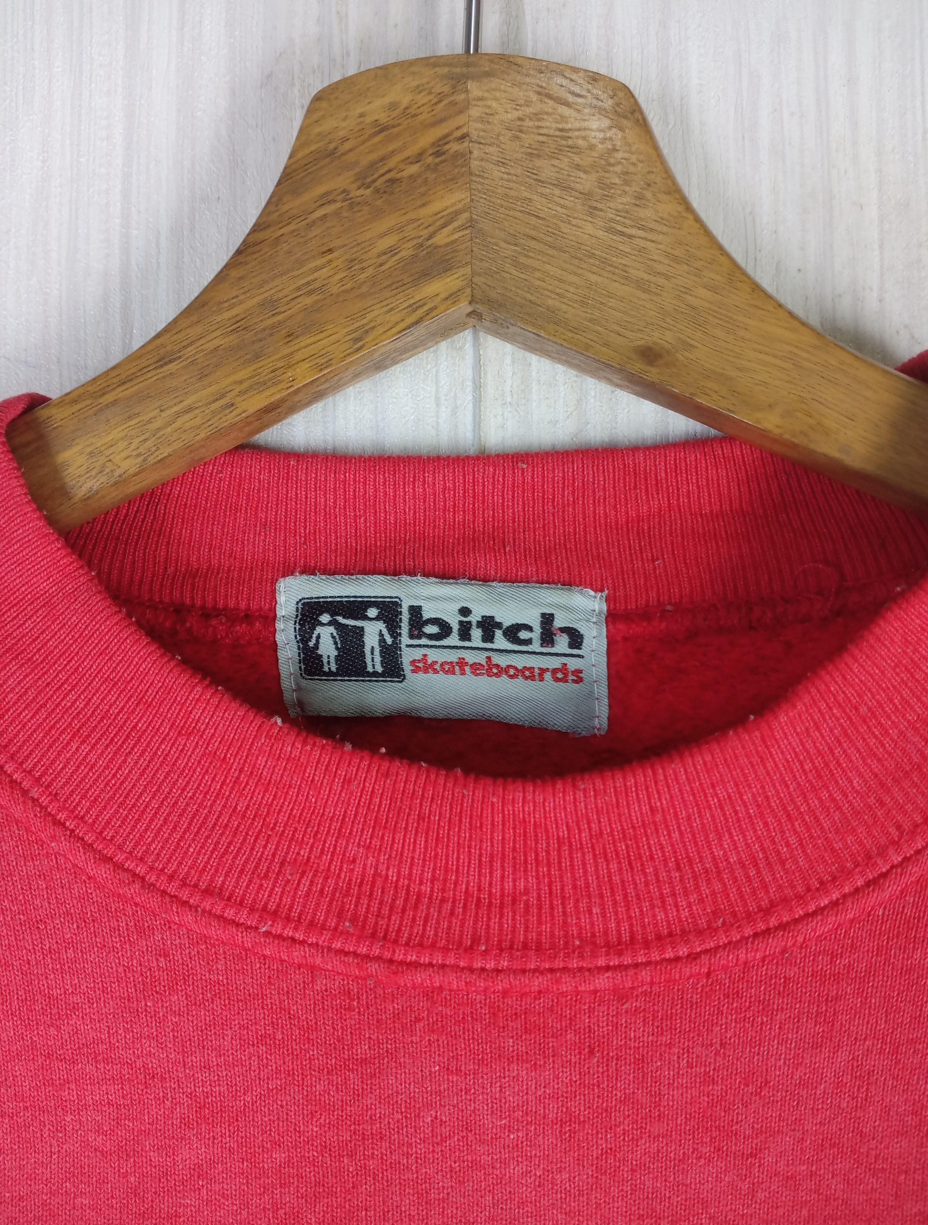 Girl Skateboards Rare Vintage 90s Bitch Skateboards Crewneck Sweatshirt Size US L / EU 52-54 / 3 - 5 Thumbnail