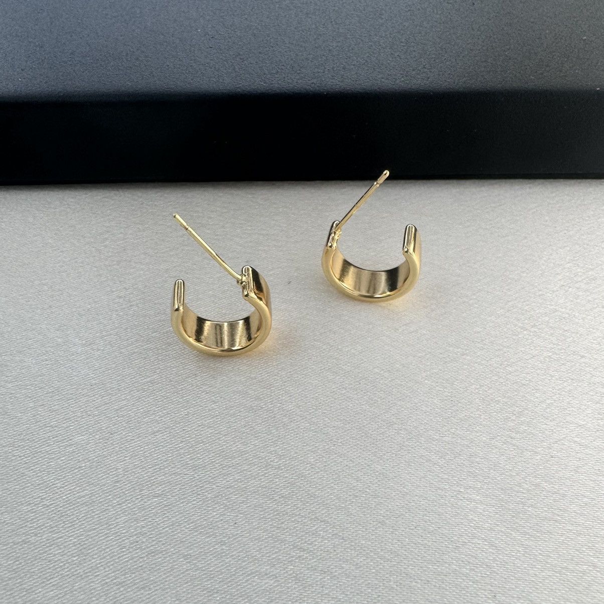 Designer Classic Polished C Shape Stud Earrings for Women Size ONE SIZE - 3 Thumbnail
