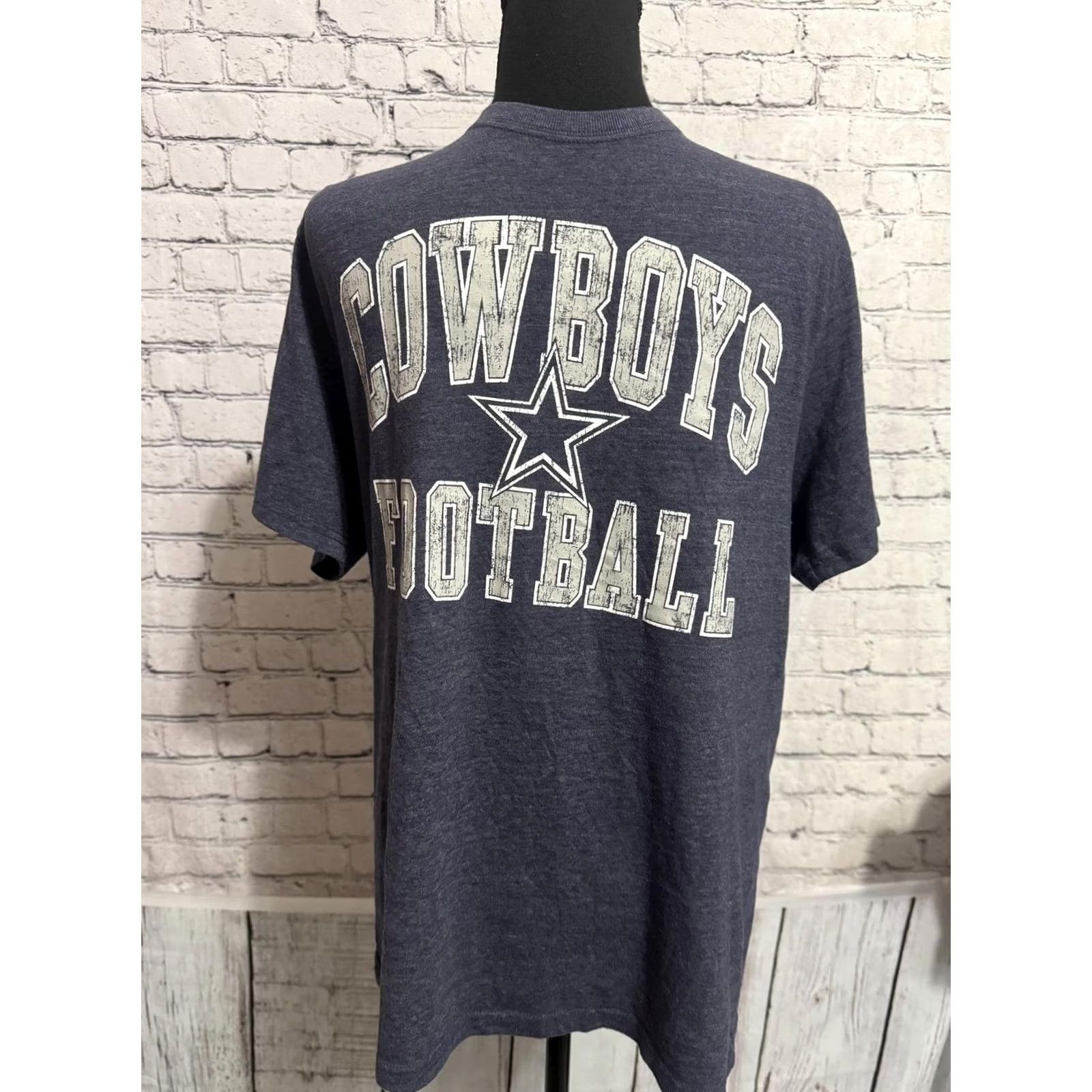 Vintage Dallas Cowboys Football Men's T-Shirt Medium Blue Crew Neck Graphic Print Shirt Men M Size US M / EU 48-50 / 2 - 6 Thumbnail