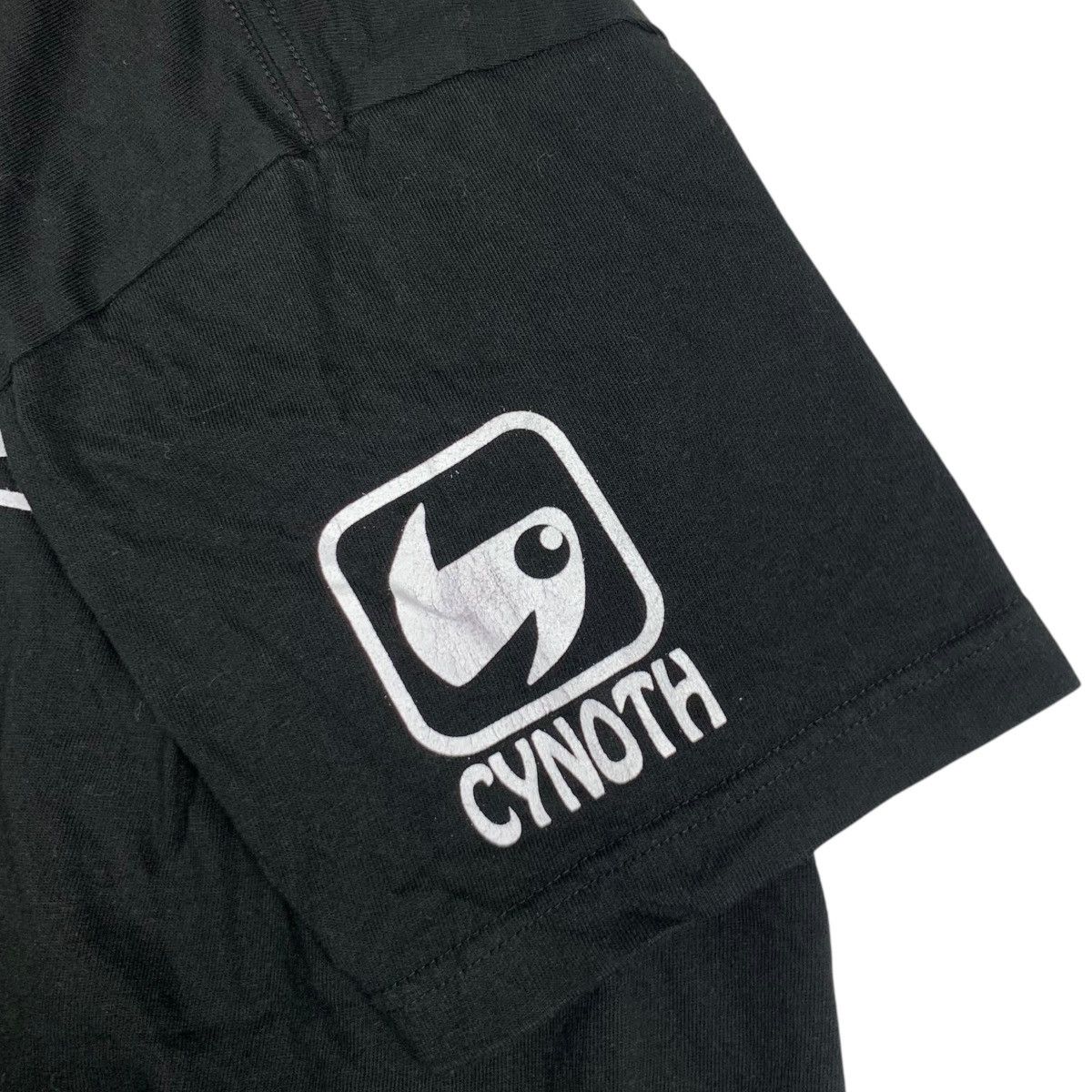 Vintage CYNOTH JAPAN SKATEBOARD Scene Harajuku Store Tee Shirt Size US L / EU 52-54 / 3 - 5 Thumbnail